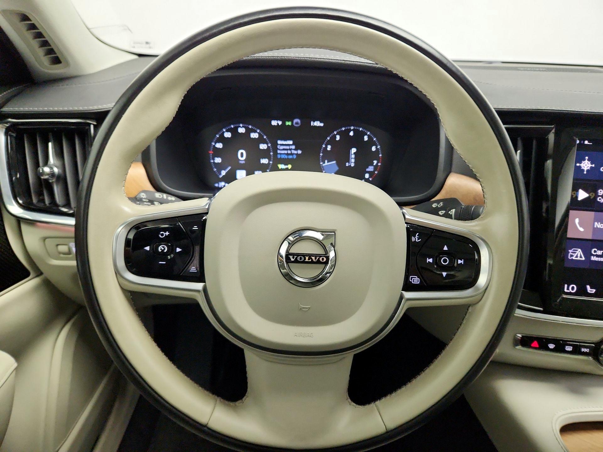 Thumbnail: 2020 Volvo S90 - 10