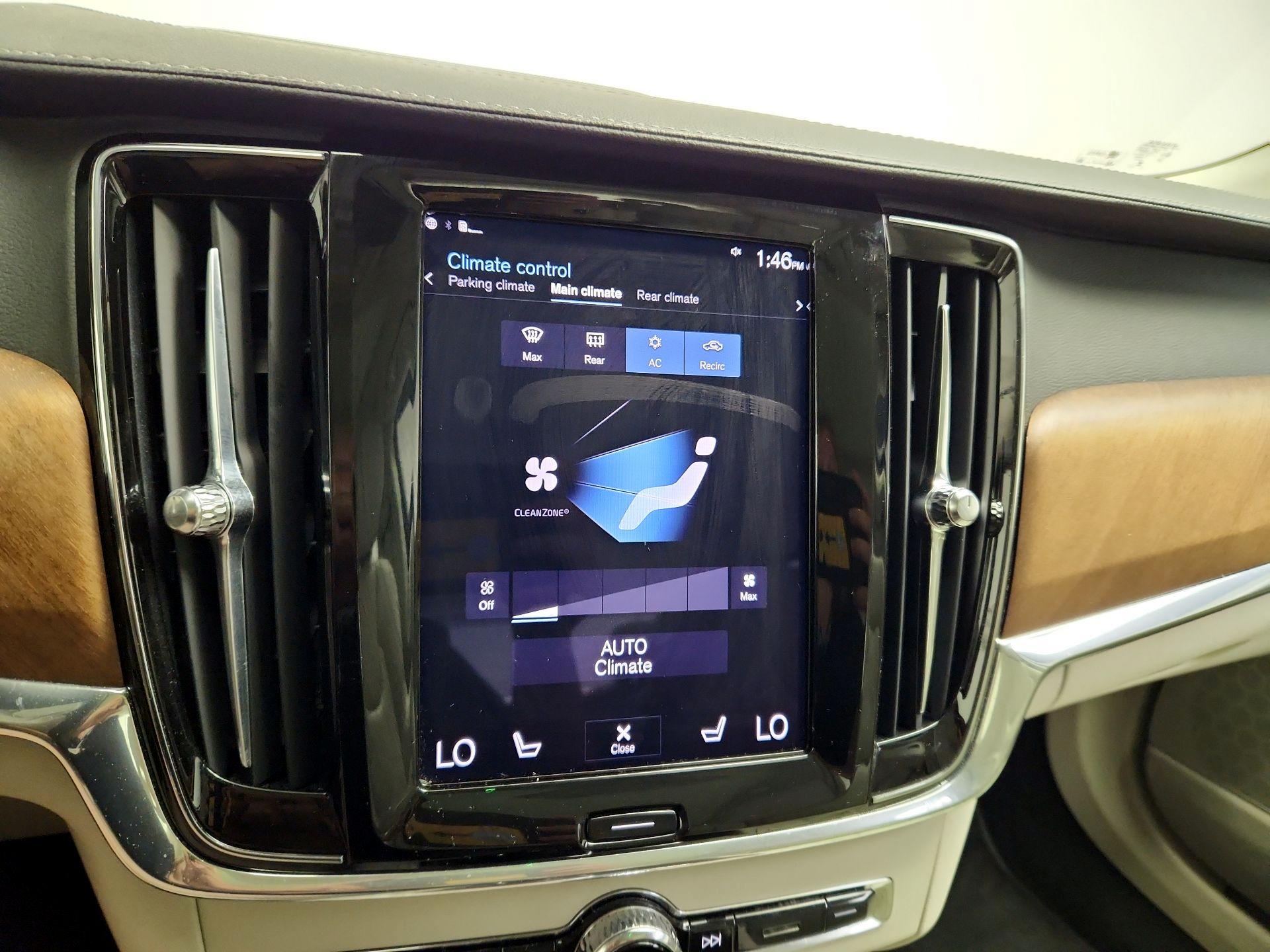Thumbnail: 2020 Volvo S90 - 17