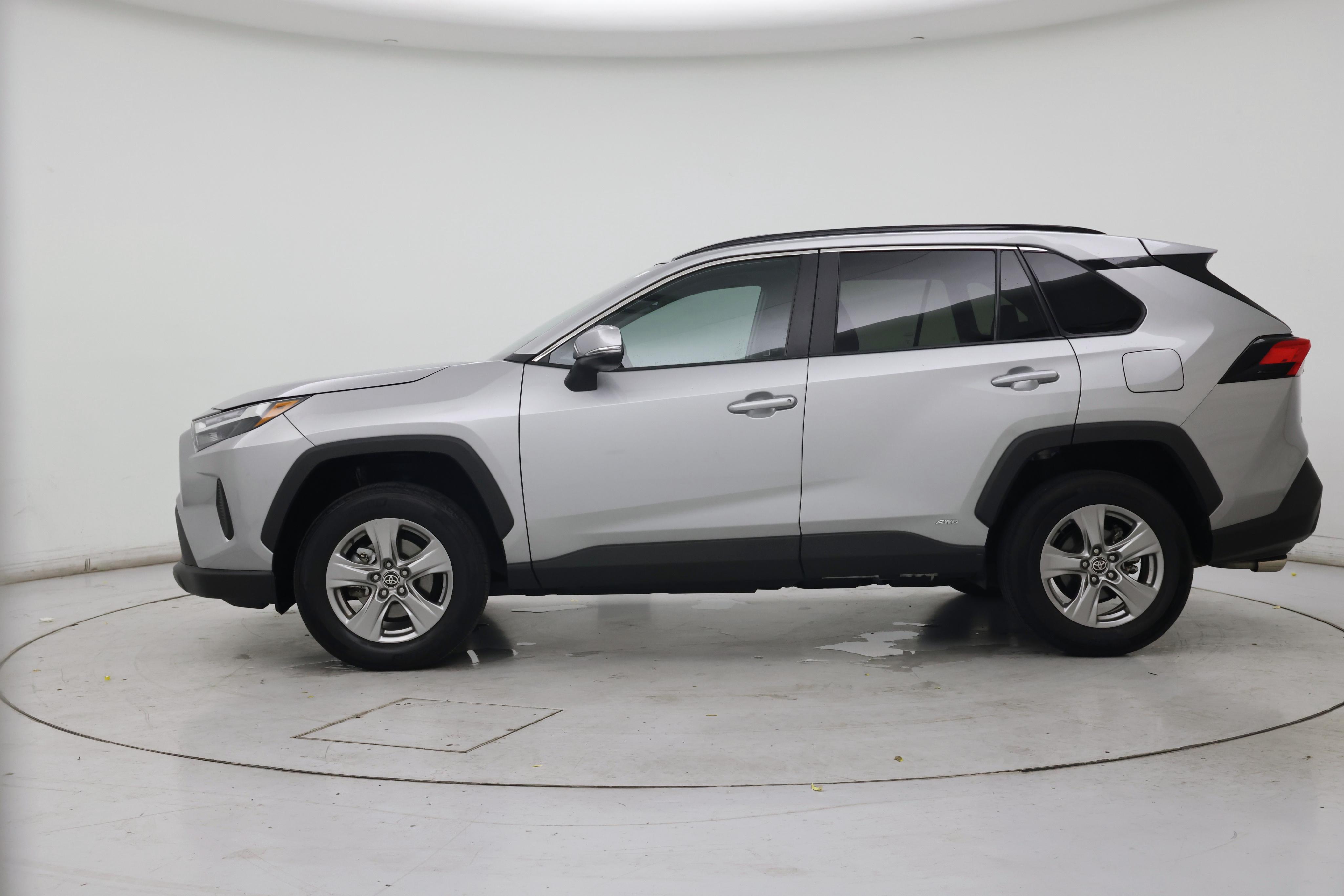 Thumbnail: 2024 Toyota RAV4 - 3
