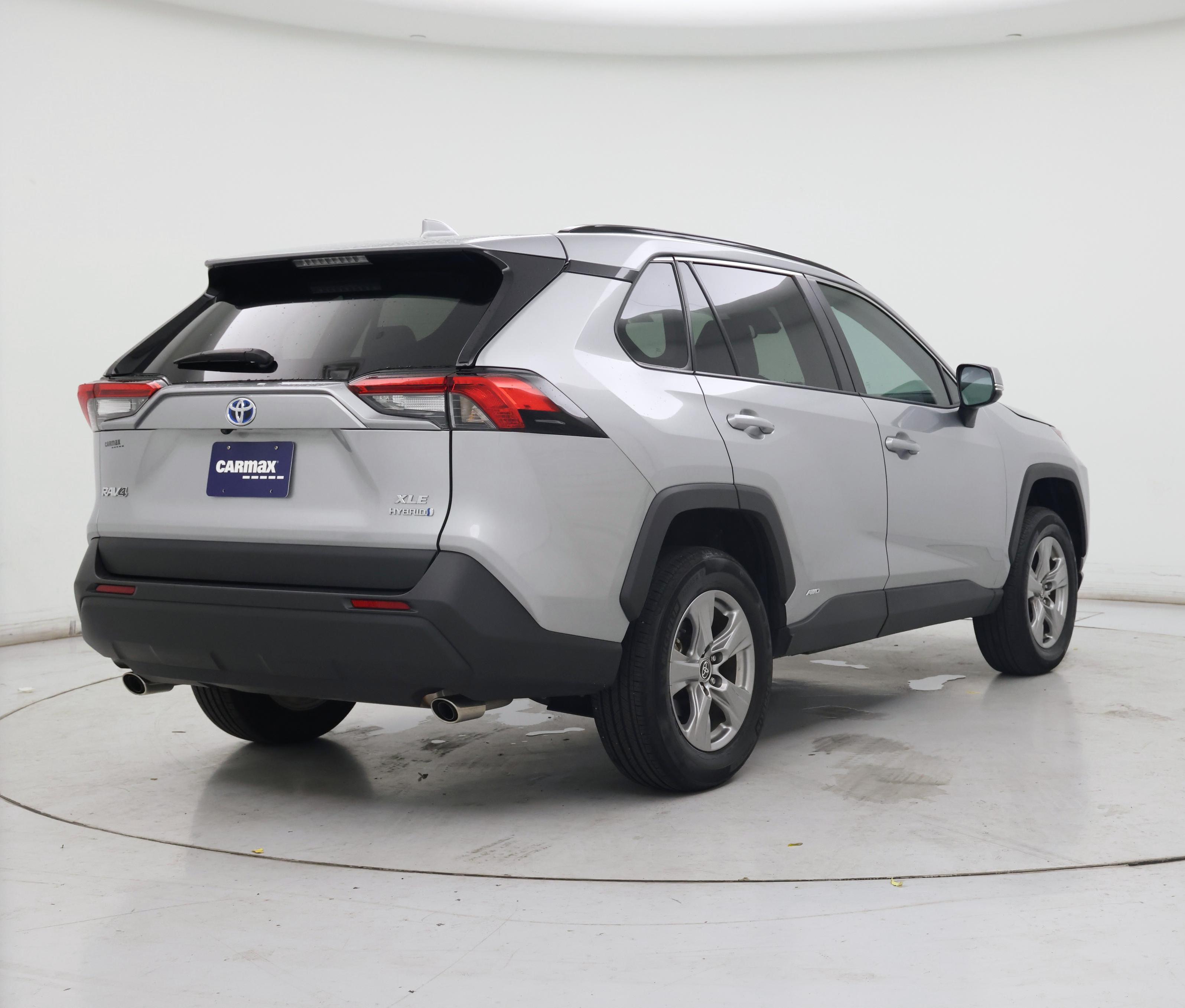 Thumbnail: 2024 Toyota RAV4 - 8