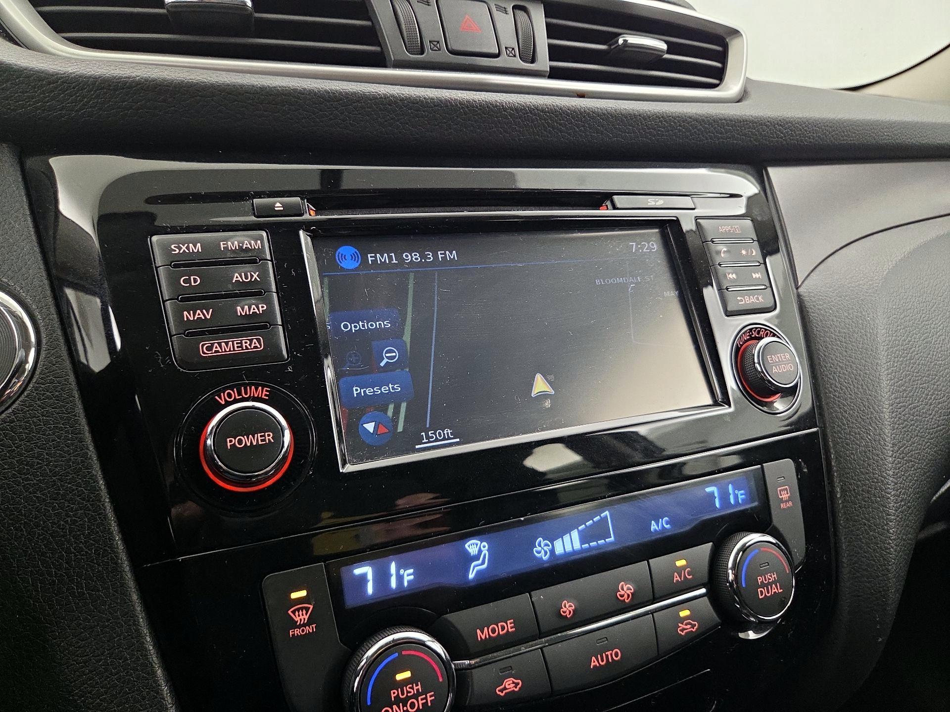 Thumbnail: 2014 Nissan Rogue - 14