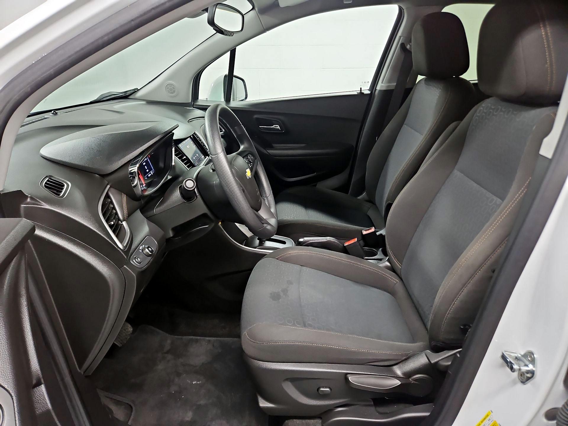 Thumbnail: 2020 Chevrolet Trax - 11