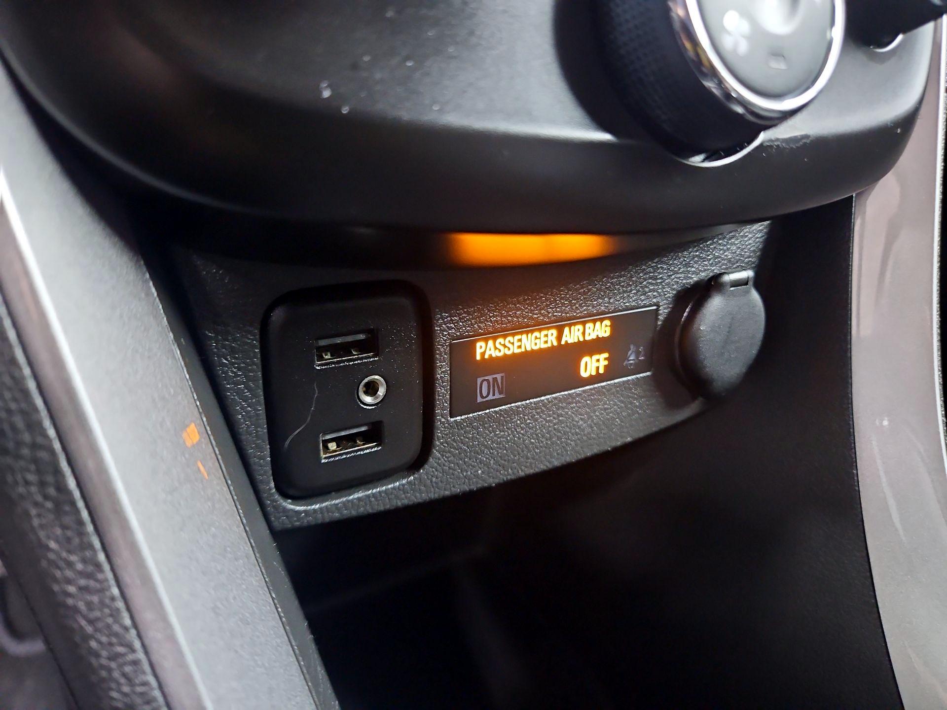 Thumbnail: 2020 Chevrolet Trax - 18