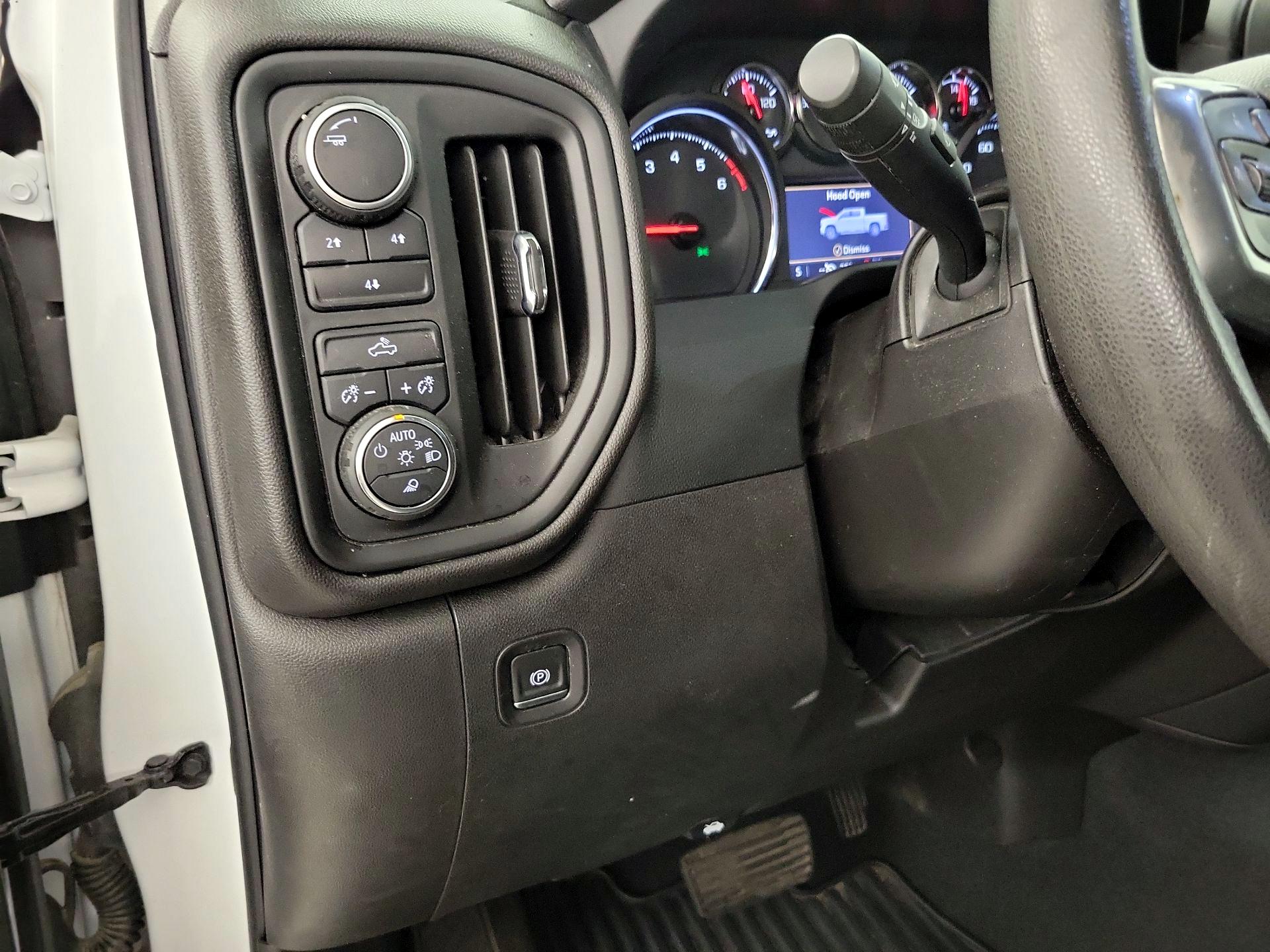 Thumbnail: 2022 Chevrolet Silverado 2500 - 13