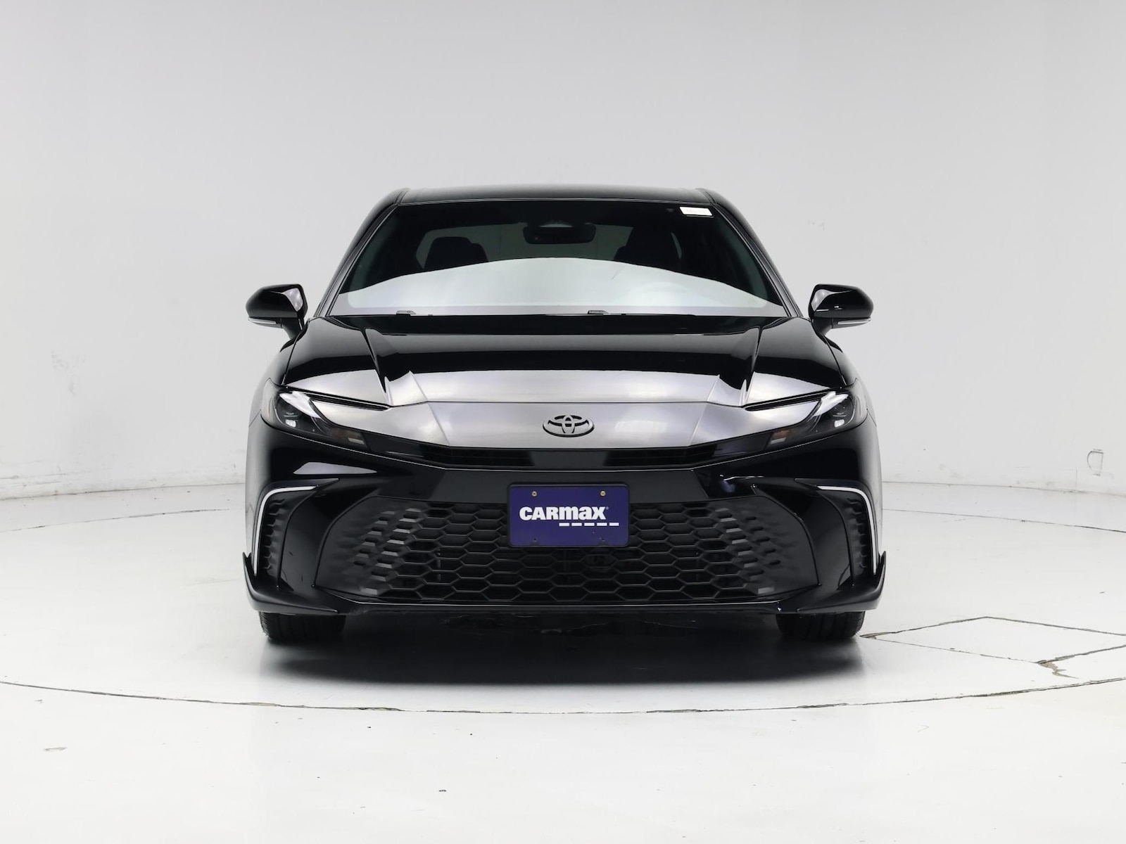 2026 Toyota Camry SE - Photo 6
