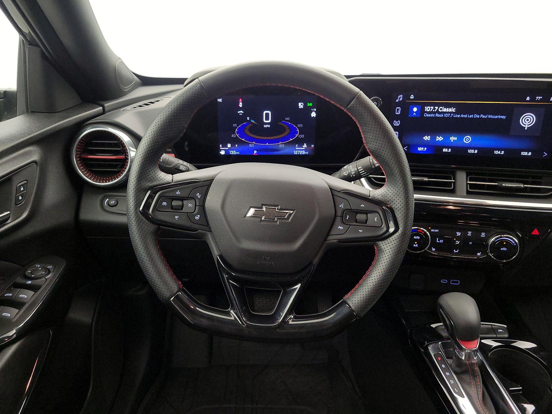 Thumbnail: 2025 Chevrolet Trax - 10