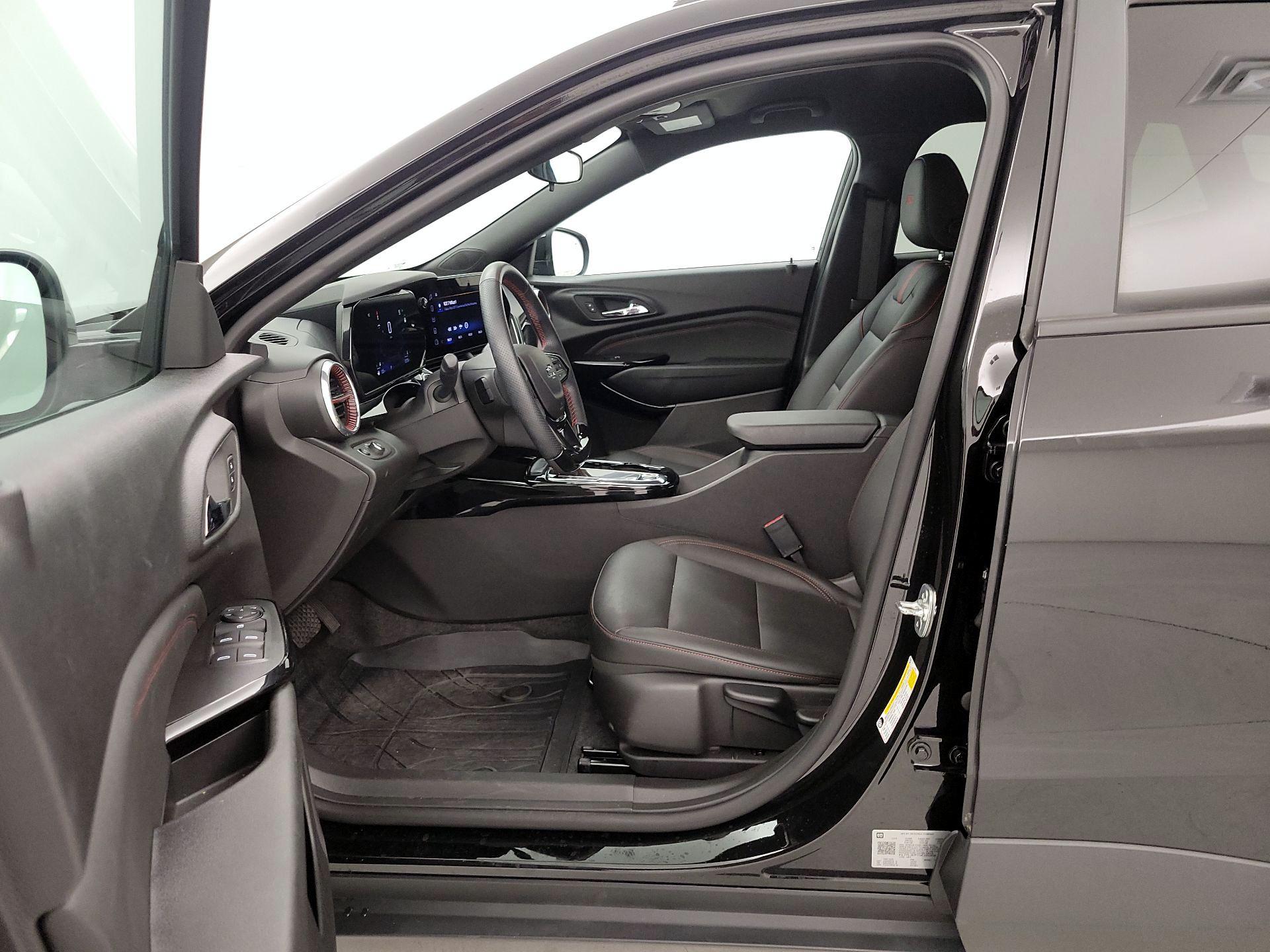 Thumbnail: 2025 Chevrolet Trax - 11