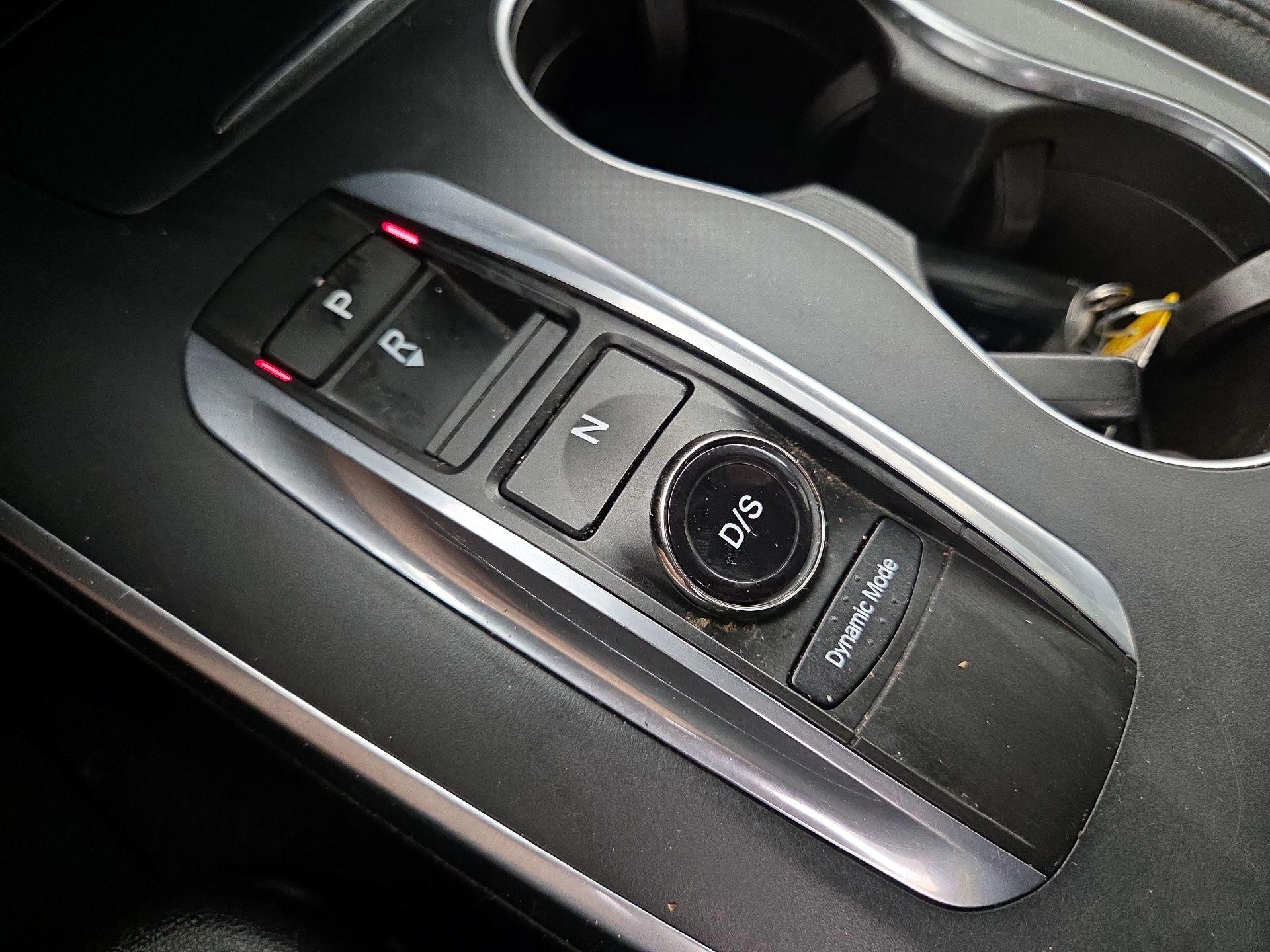 Thumbnail: 2017 Acura MDX - 18
