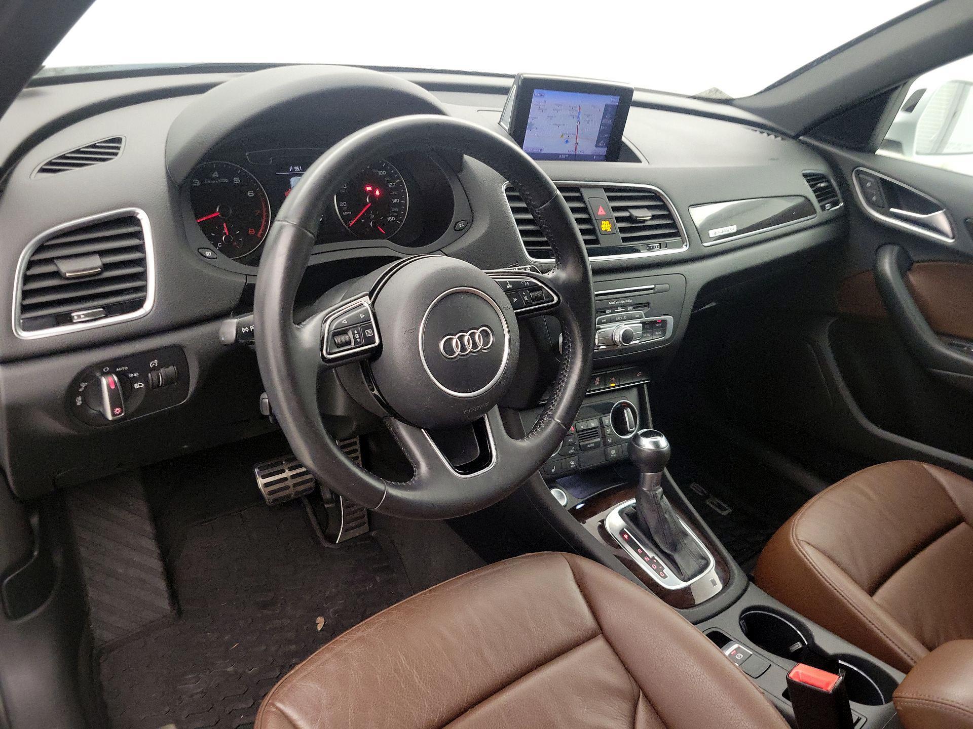 Thumbnail: 2016 Audi Q3 - 9