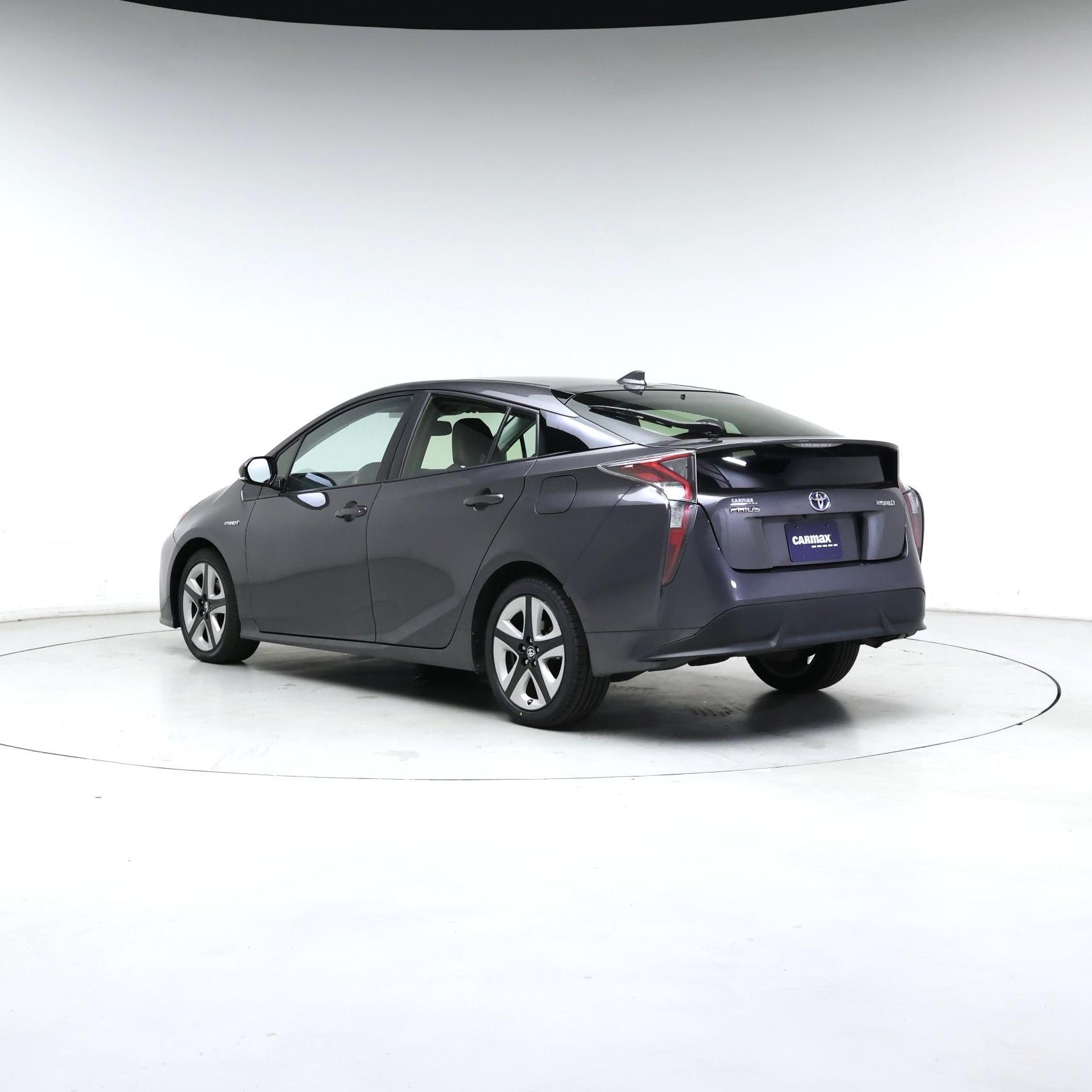 Thumbnail: 2016 Toyota Prius - 2