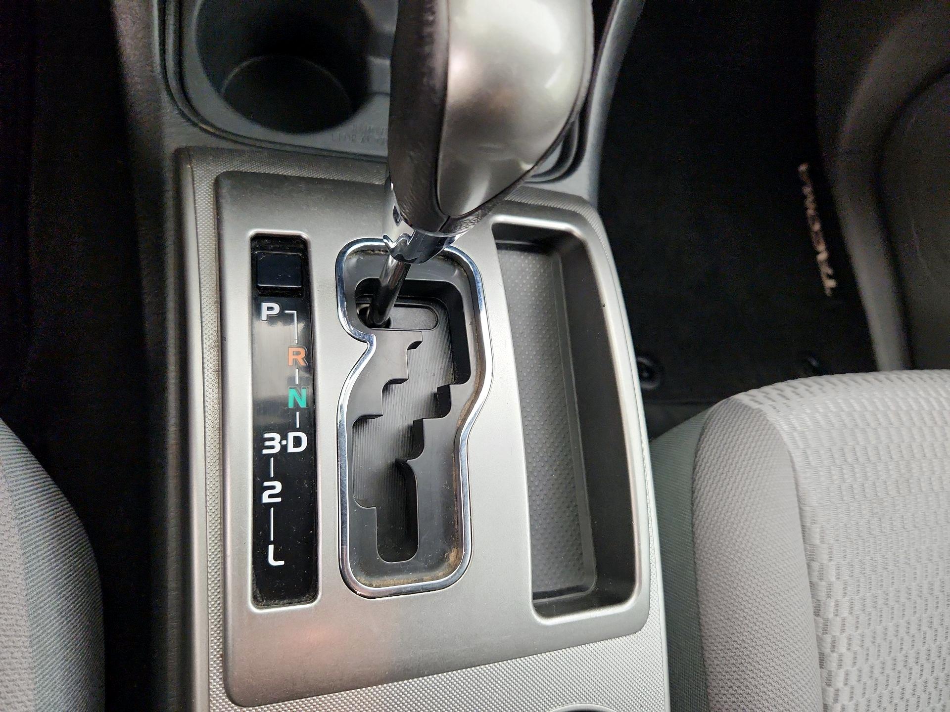 Thumbnail: 2015 Toyota Tacoma - 17