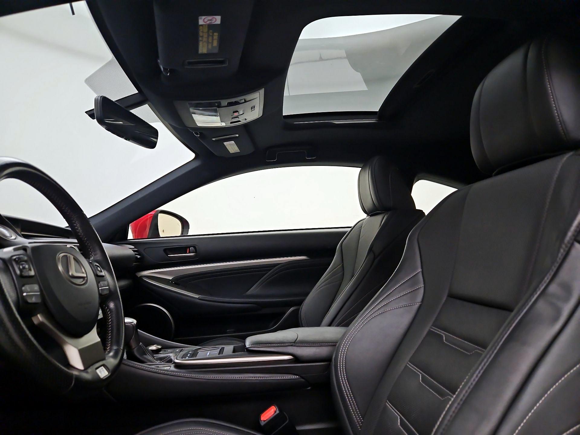 Thumbnail: 2017 Lexus RC - 20