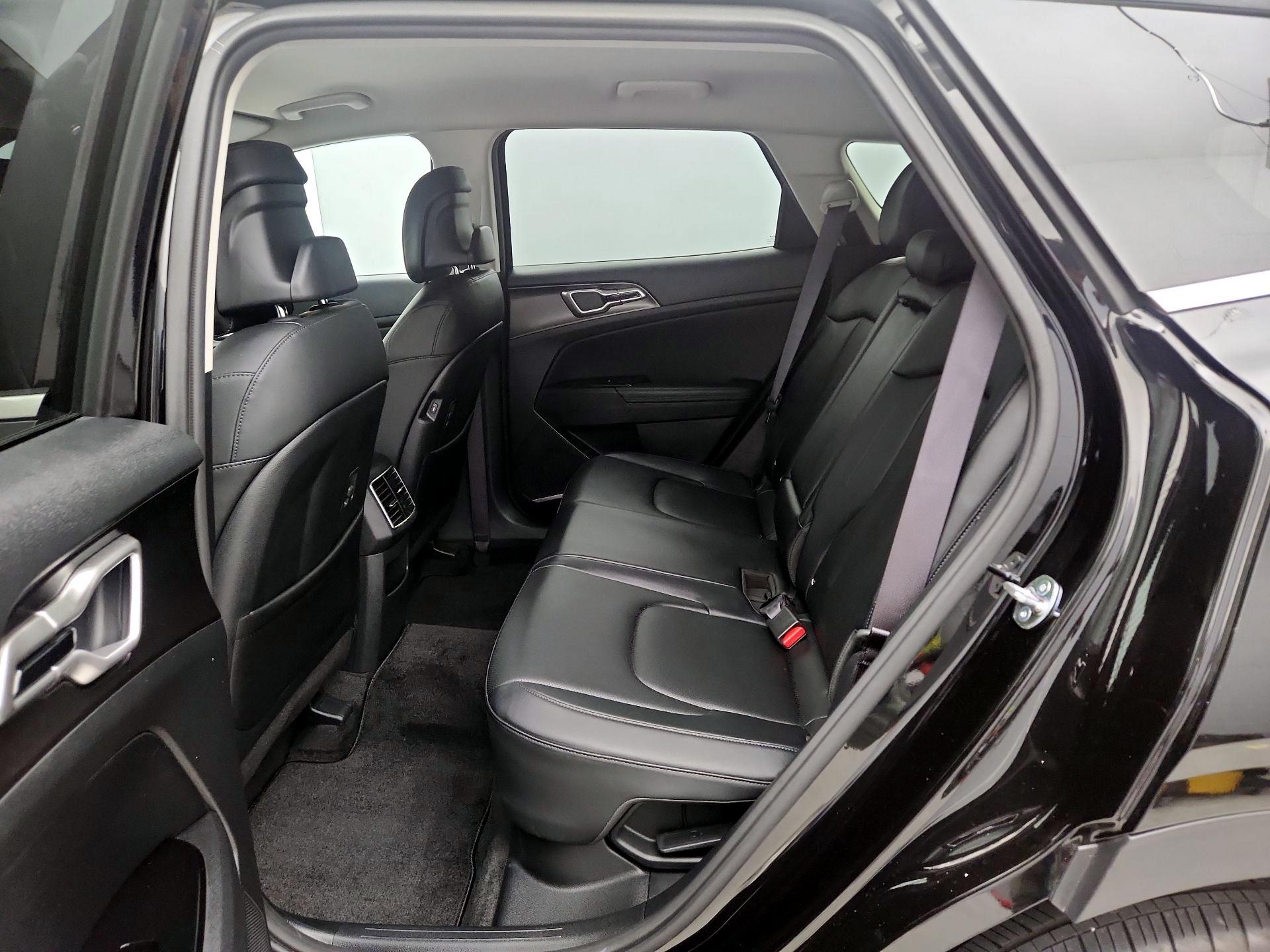 Thumbnail: 2024 Kia Sportage - 20