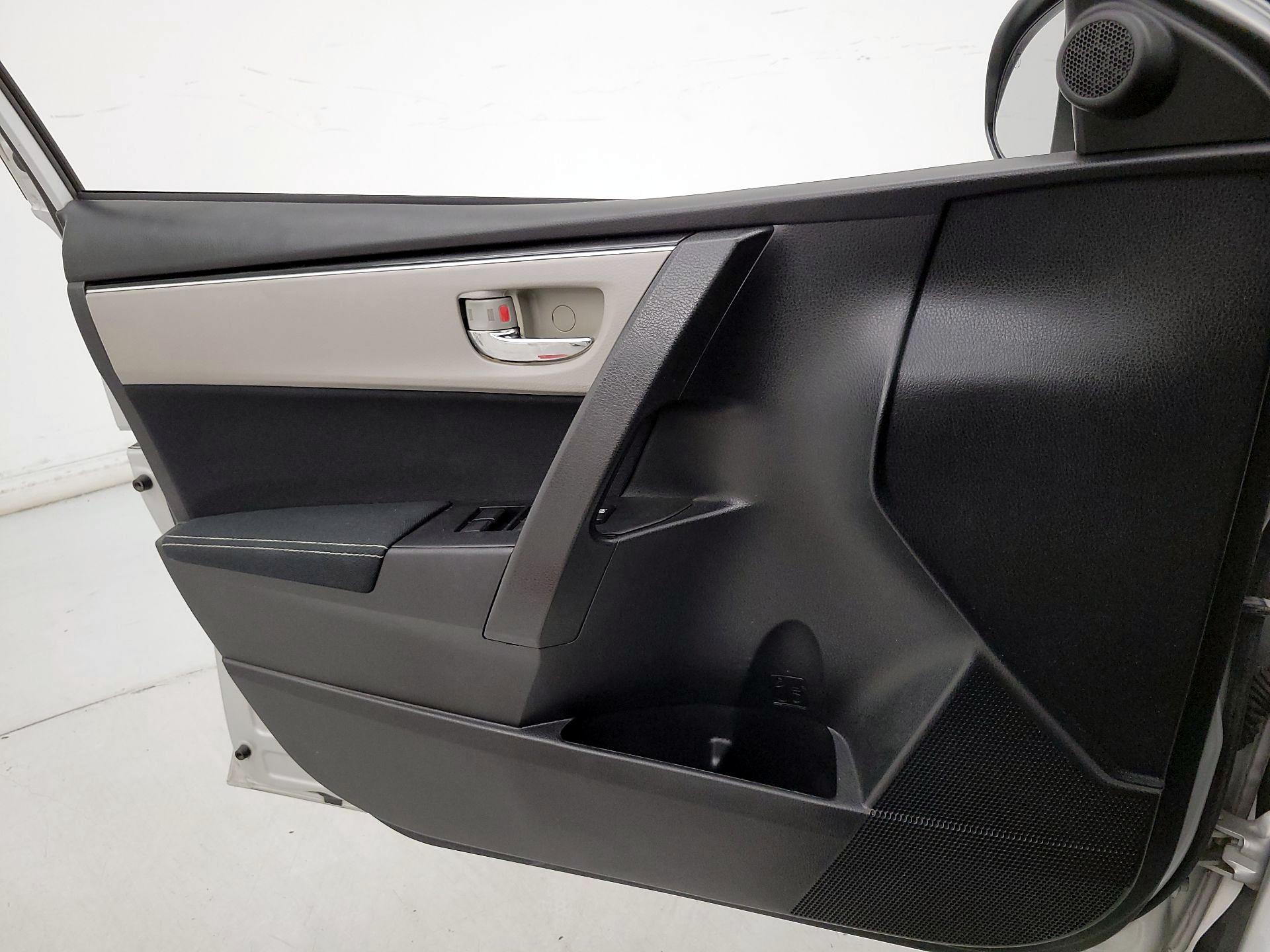 Thumbnail: 2019 Toyota Corolla - 12