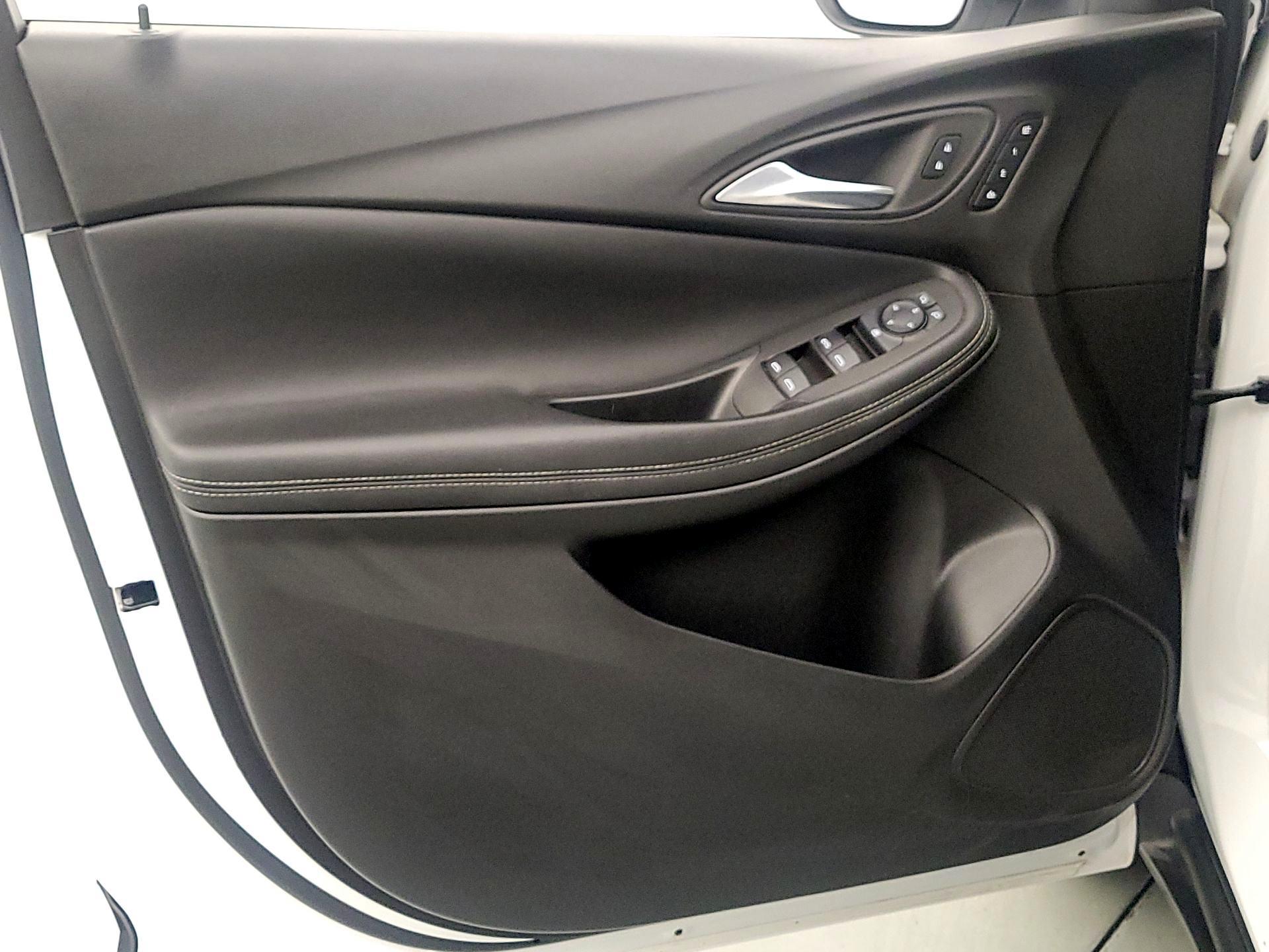 Thumbnail: 2021 Buick Encore GX - 12