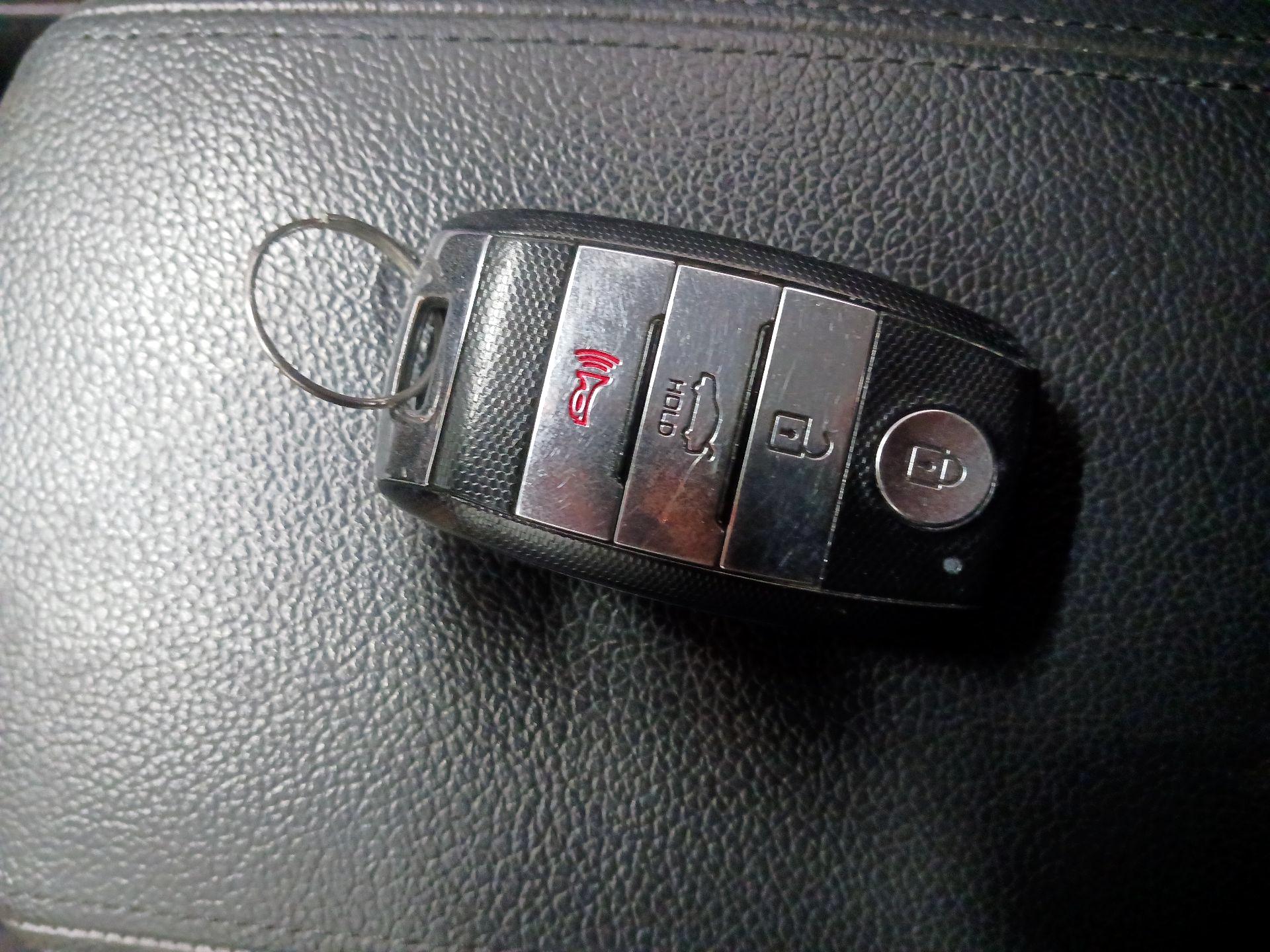 Thumbnail: 2016 Kia Forte - 16