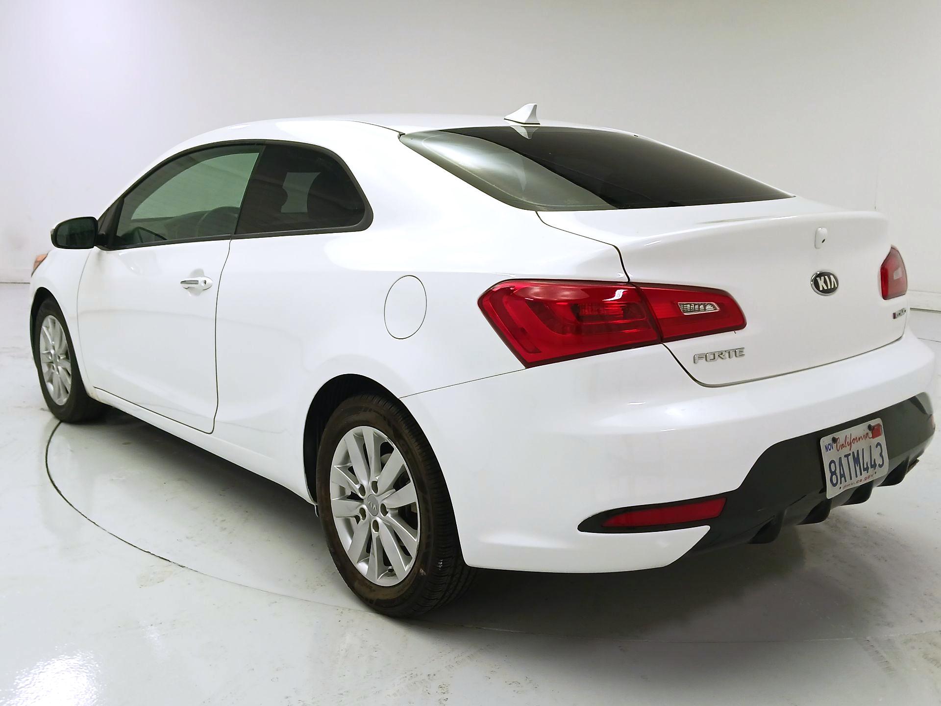 Thumbnail: 2016 Kia Forte - 7