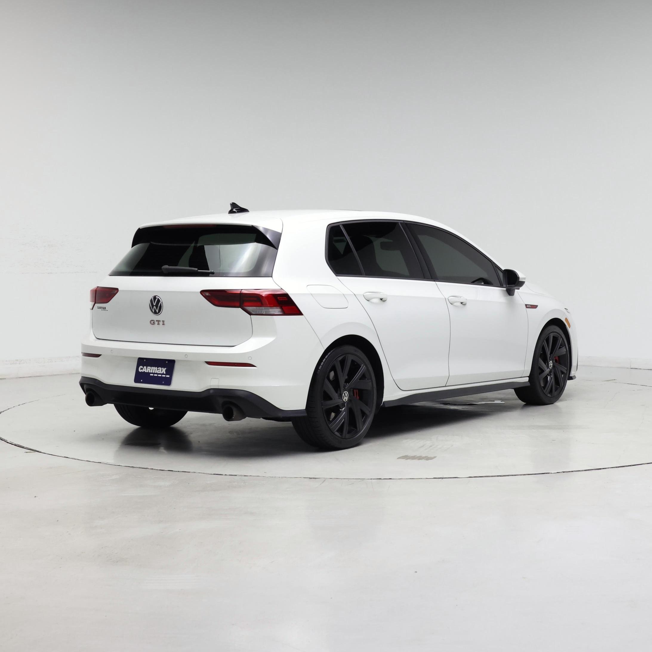 Thumbnail: 2022 Volkswagen Golf - 8