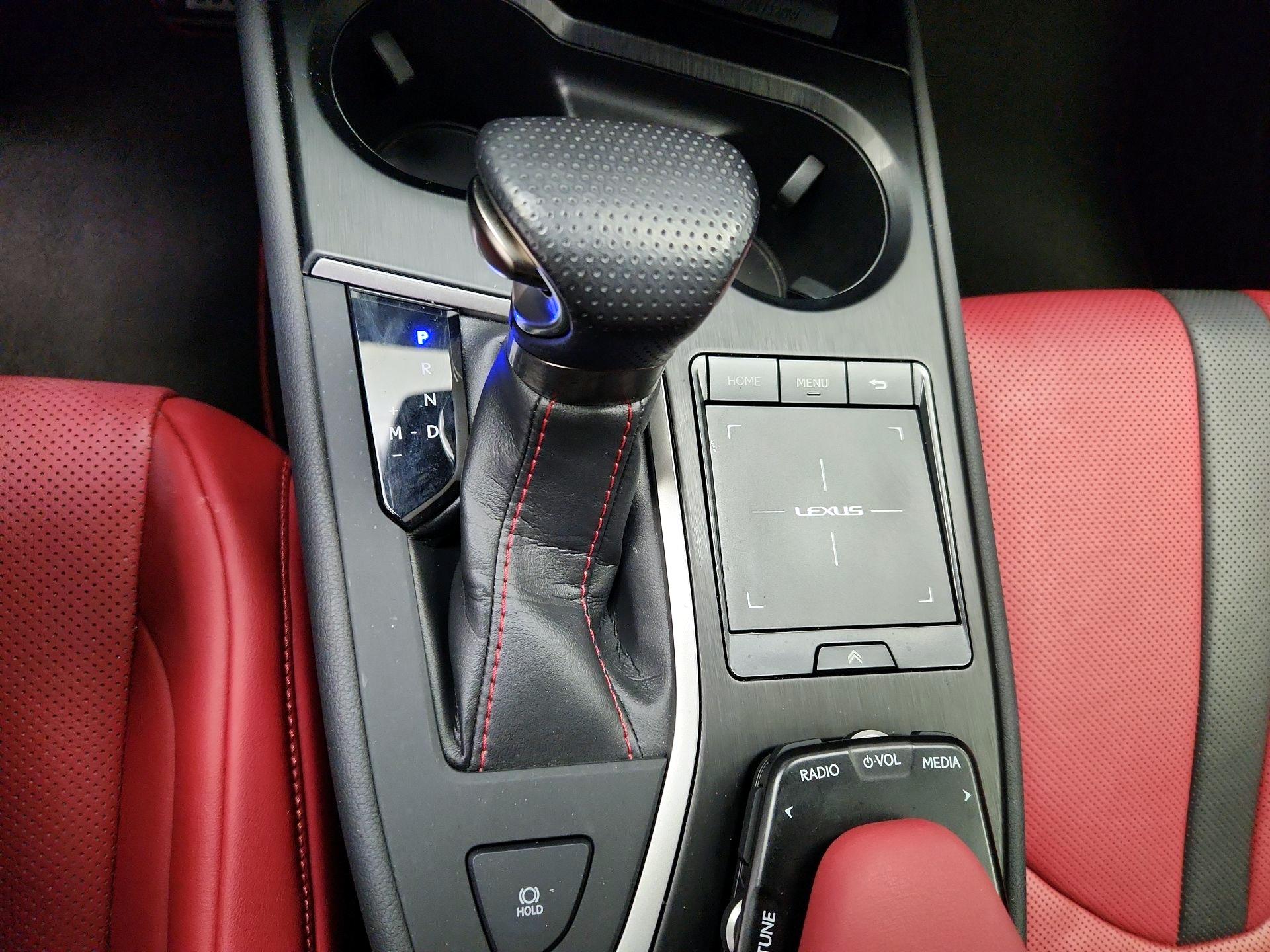 Thumbnail: 2019 Lexus UX - 17