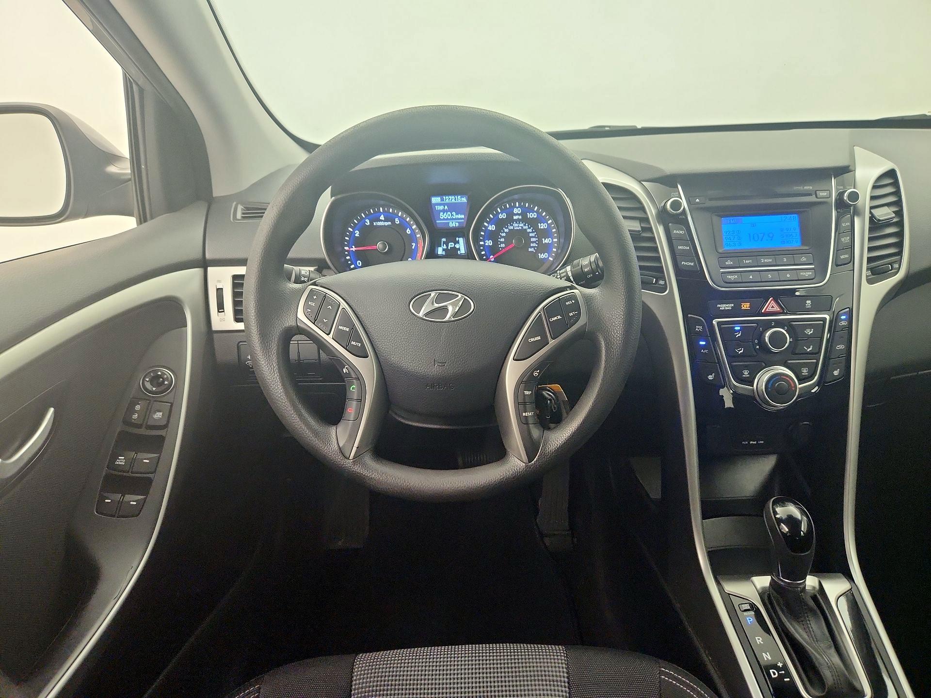 Thumbnail: 2014 Hyundai Elantra - 10