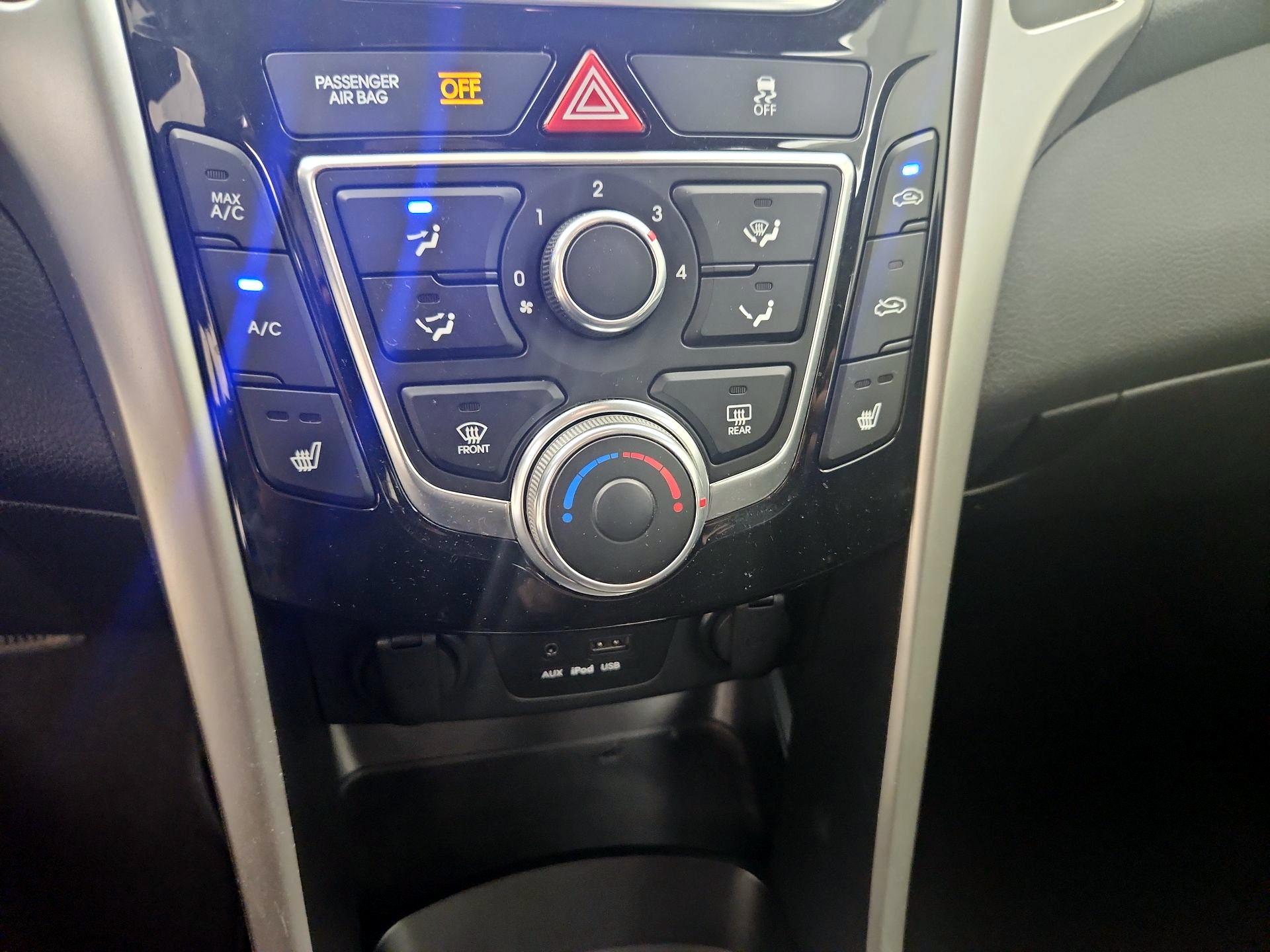 Thumbnail: 2014 Hyundai Elantra - 15