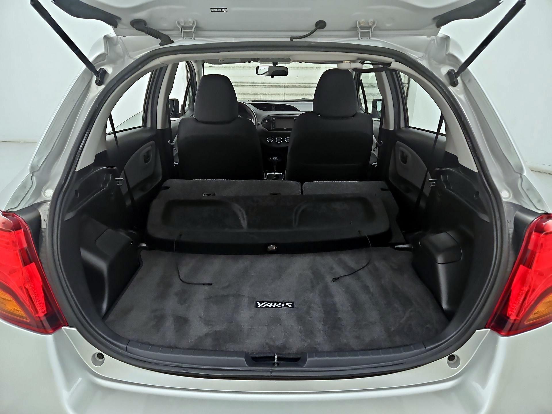 Thumbnail: 2015 Toyota Yaris - 20