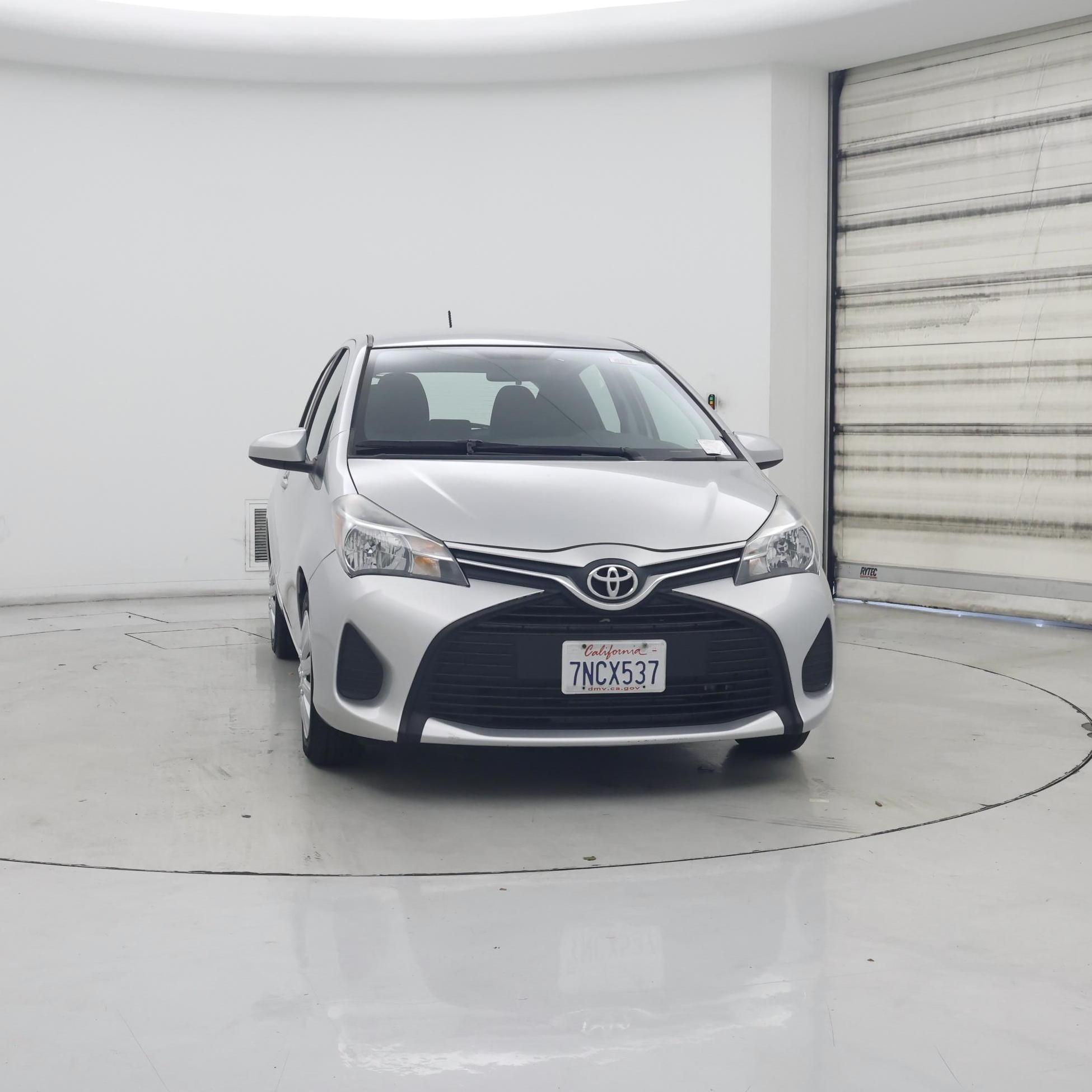 Thumbnail: 2015 Toyota Yaris - 5