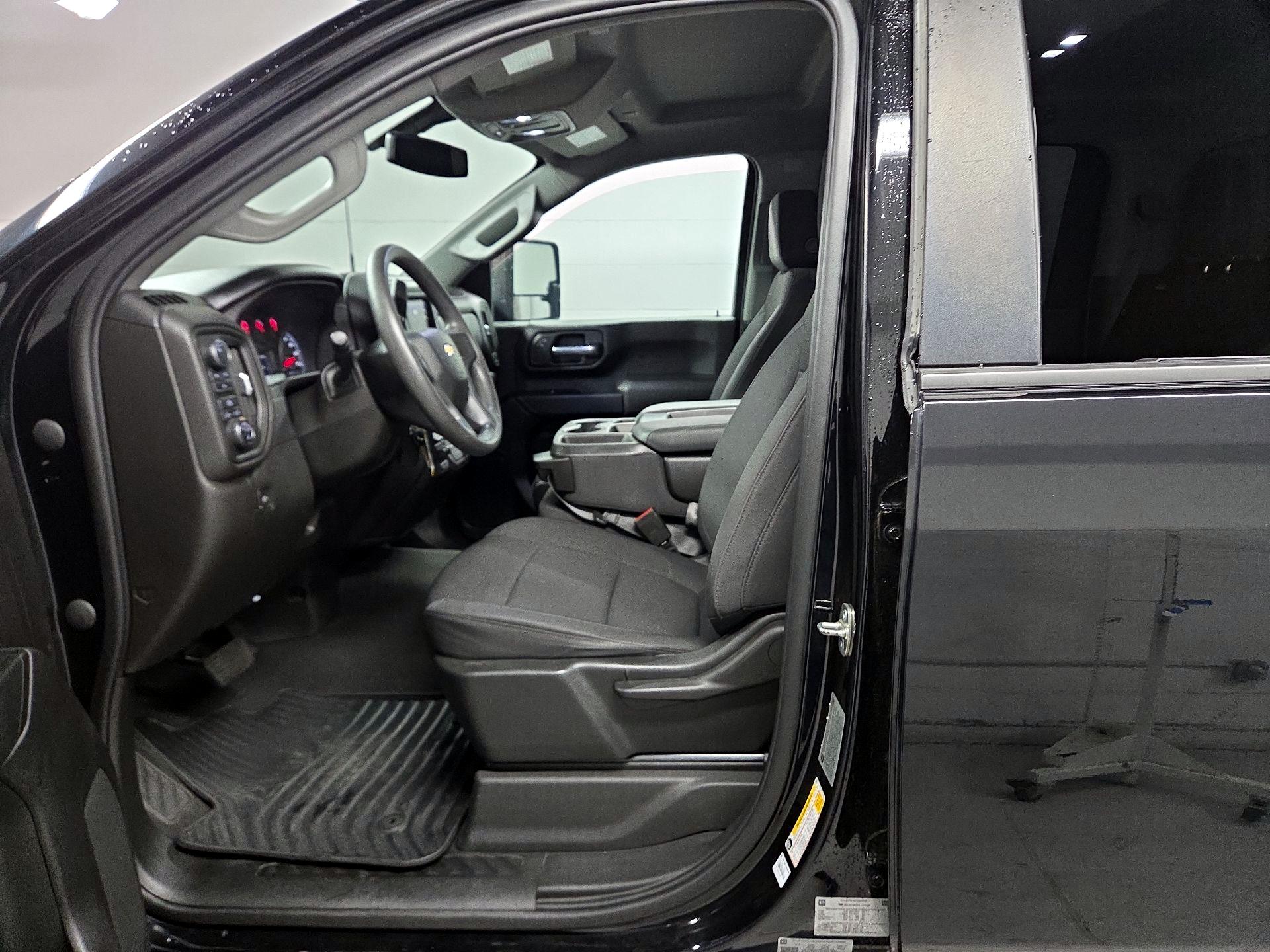Thumbnail: 2023 Chevrolet Silverado 2500 - 11