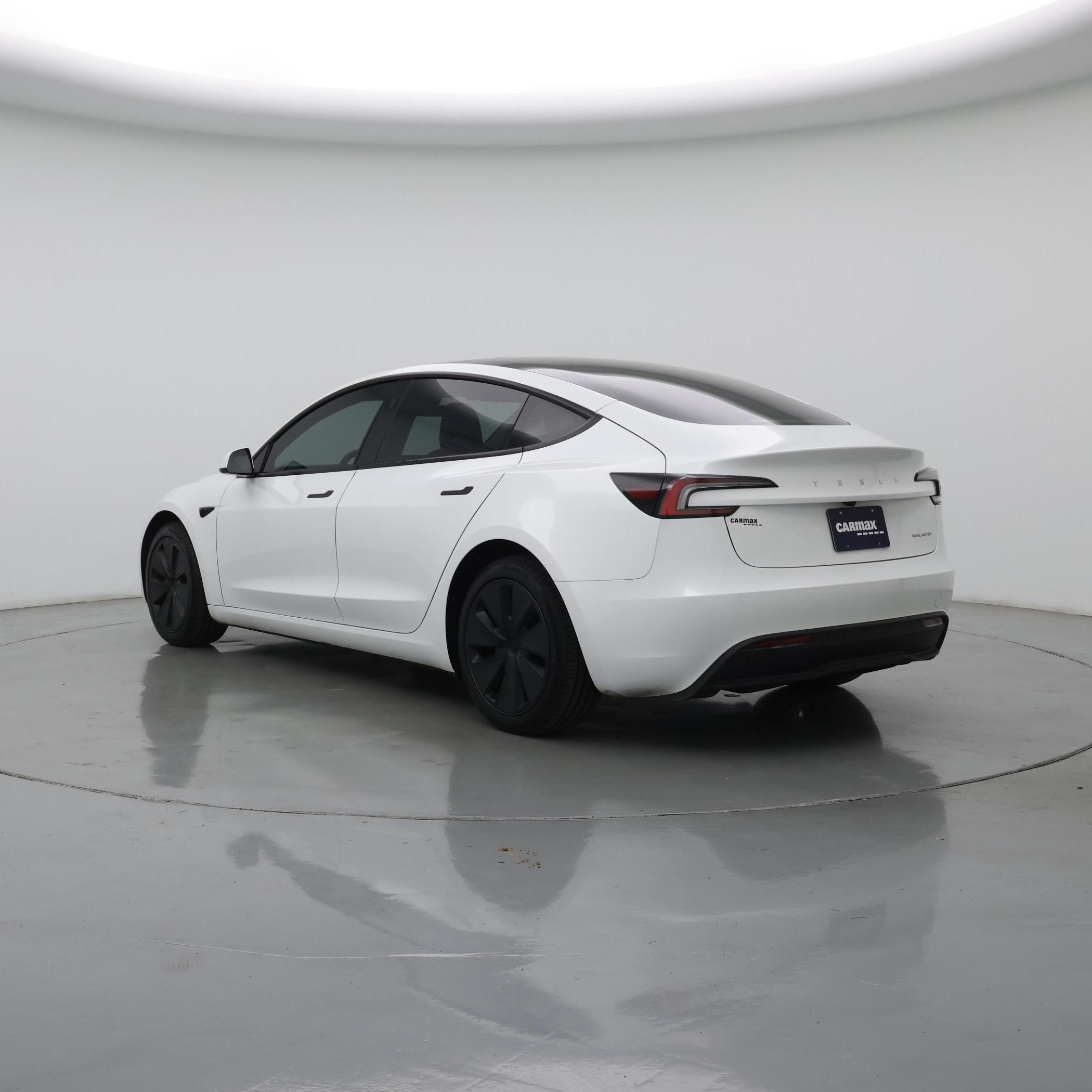 Thumbnail: 2025 Tesla Model 3 - 2