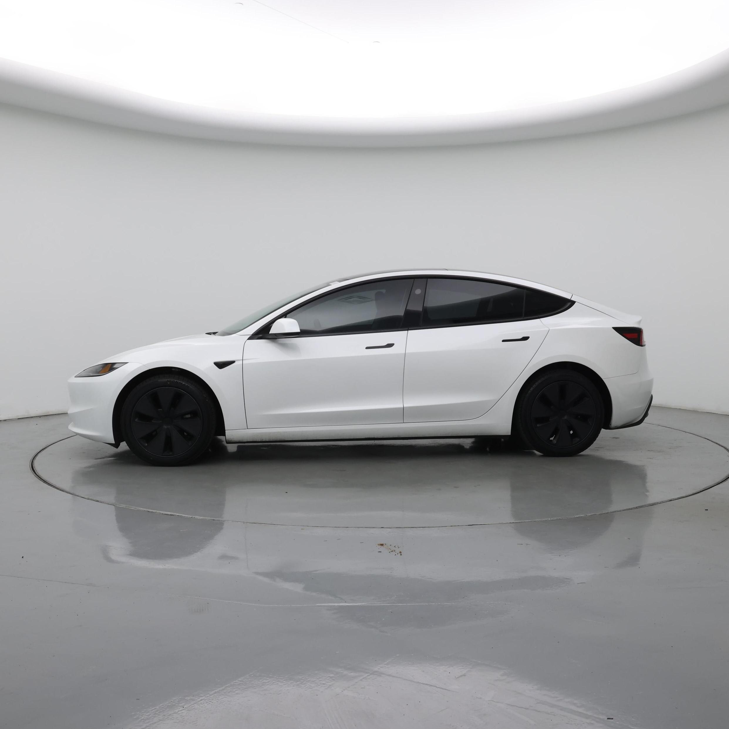 Thumbnail: 2025 Tesla Model 3 - 3