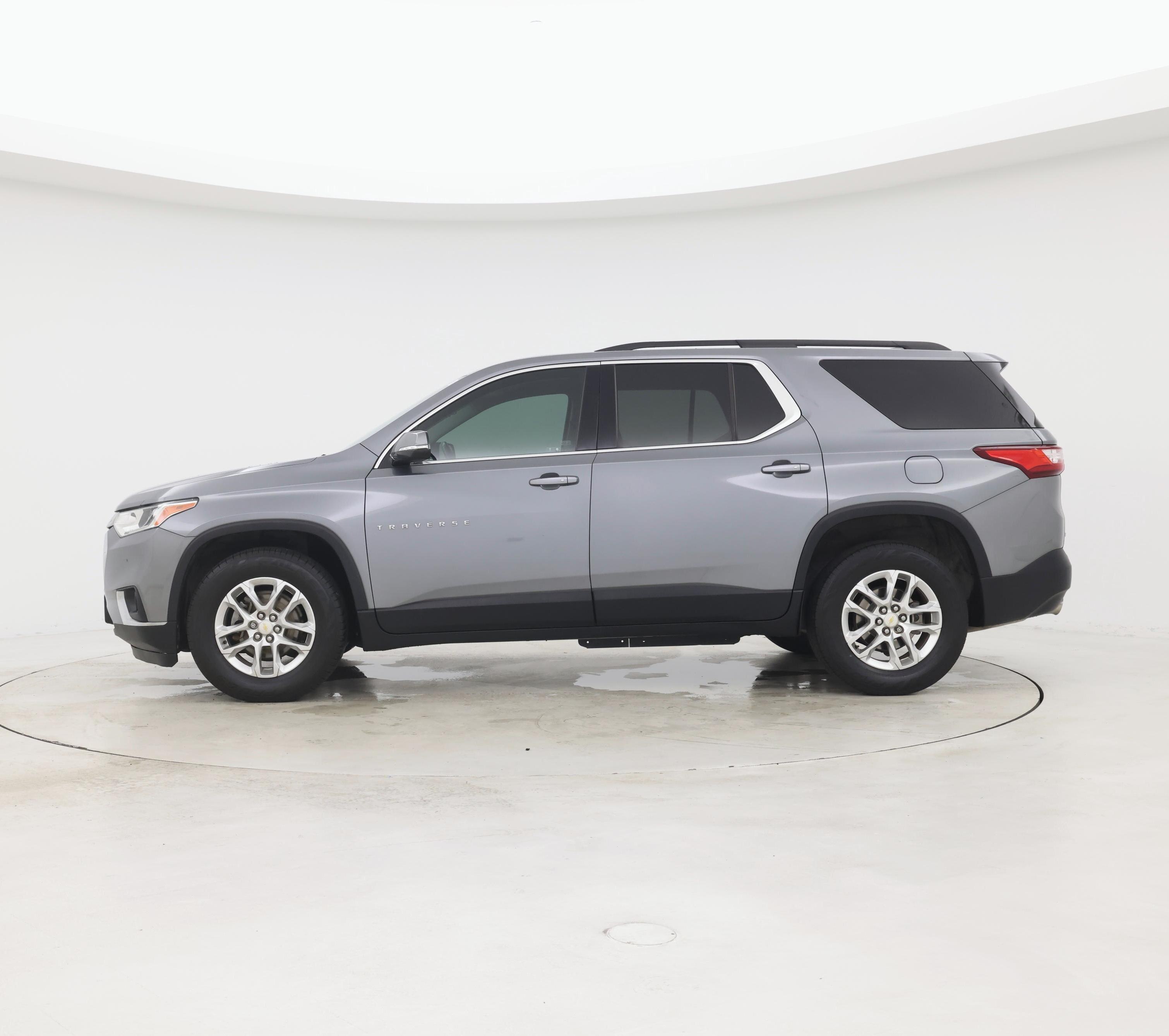Thumbnail: 2020 Chevrolet Traverse - 3