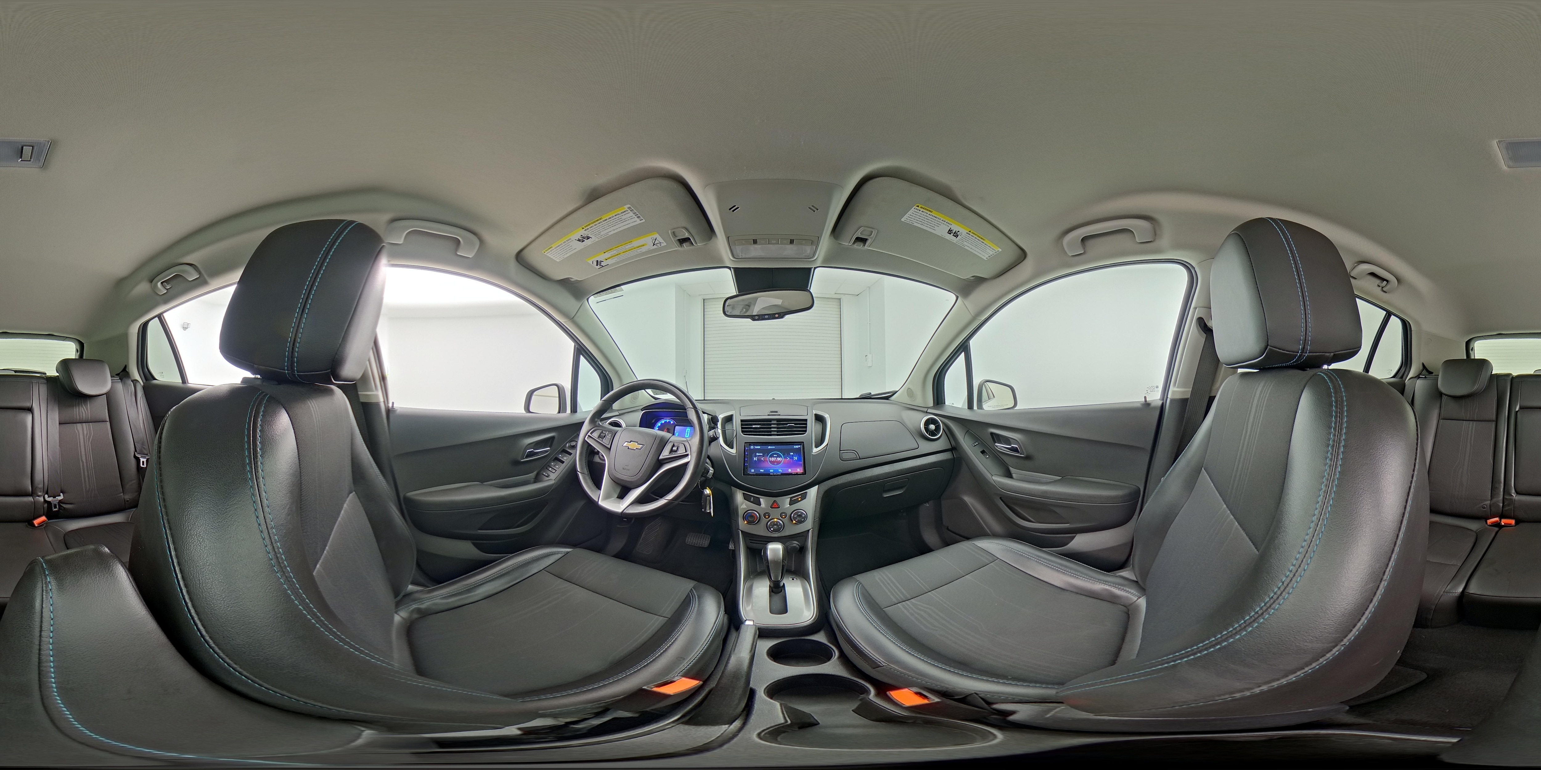 2016 Chevrolet Trax LT - Photo 24