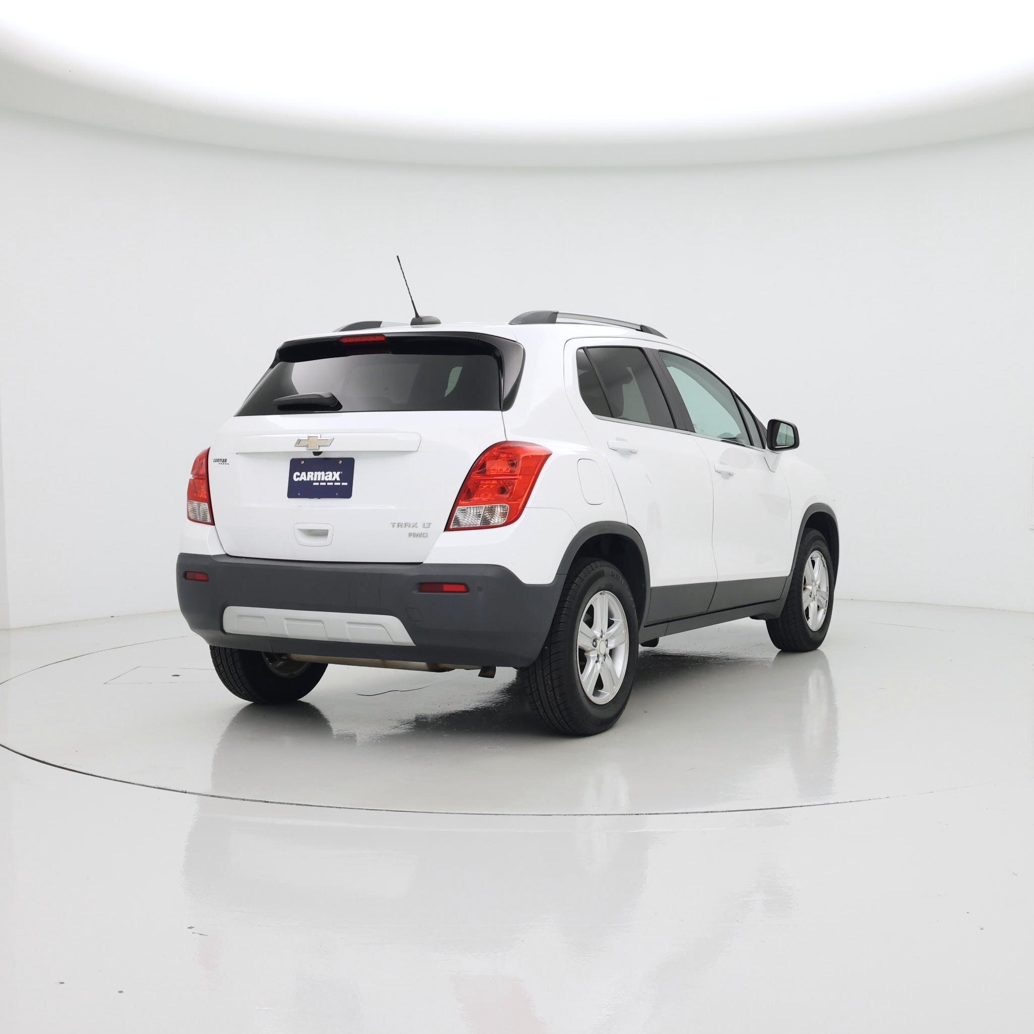 Thumbnail: 2016 Chevrolet Trax - 8