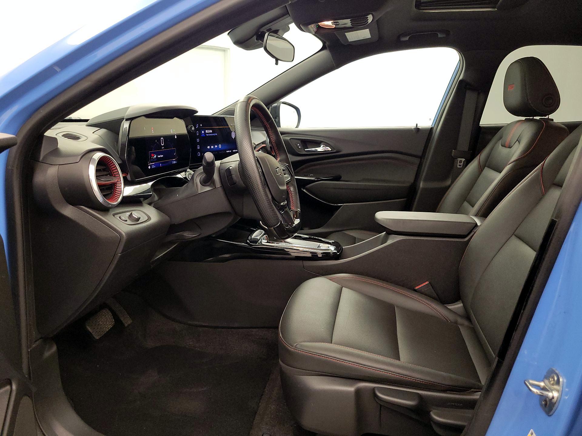 Thumbnail: 2024 Chevrolet Trax - 11