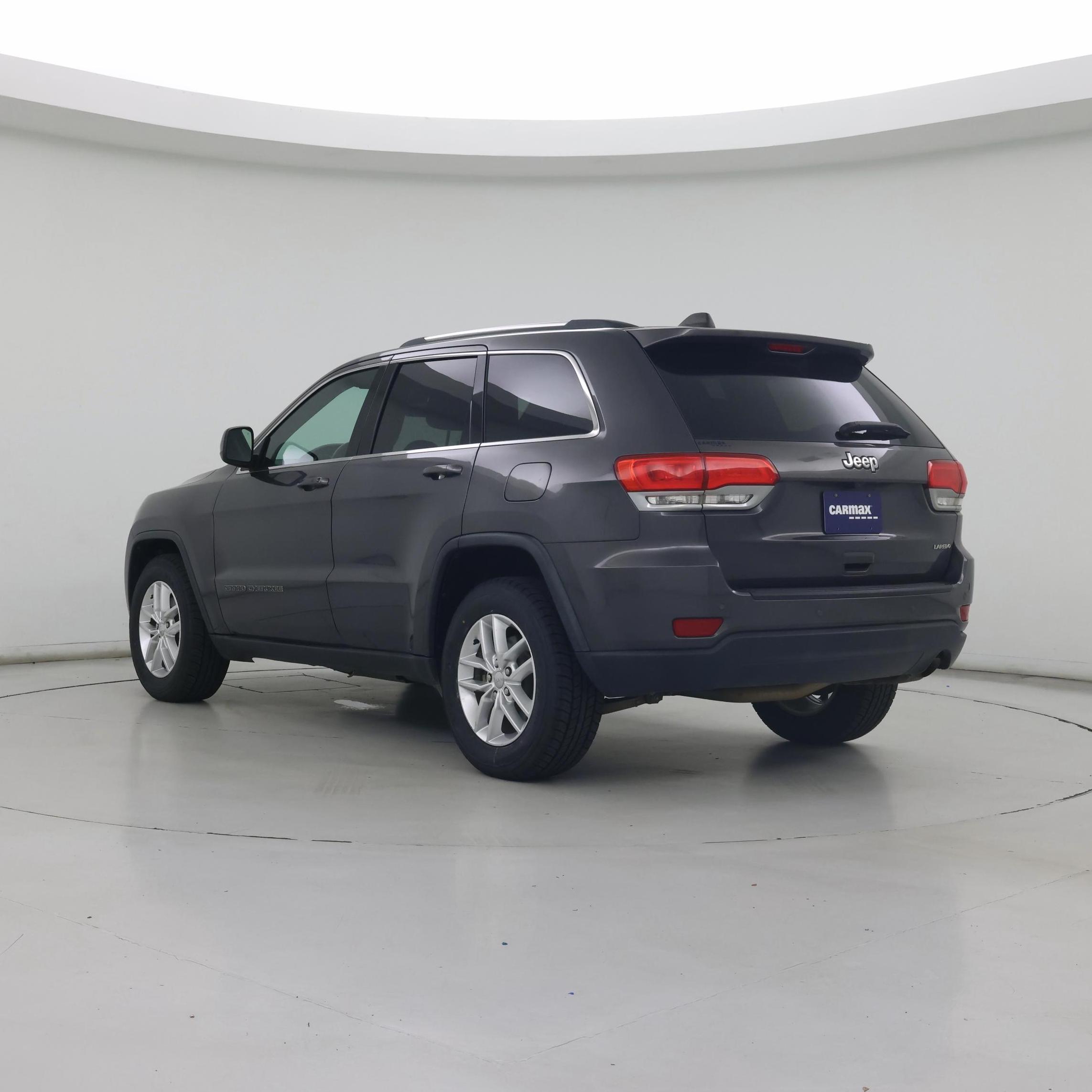 Thumbnail: 2017 Jeep Grand Cherokee - 2