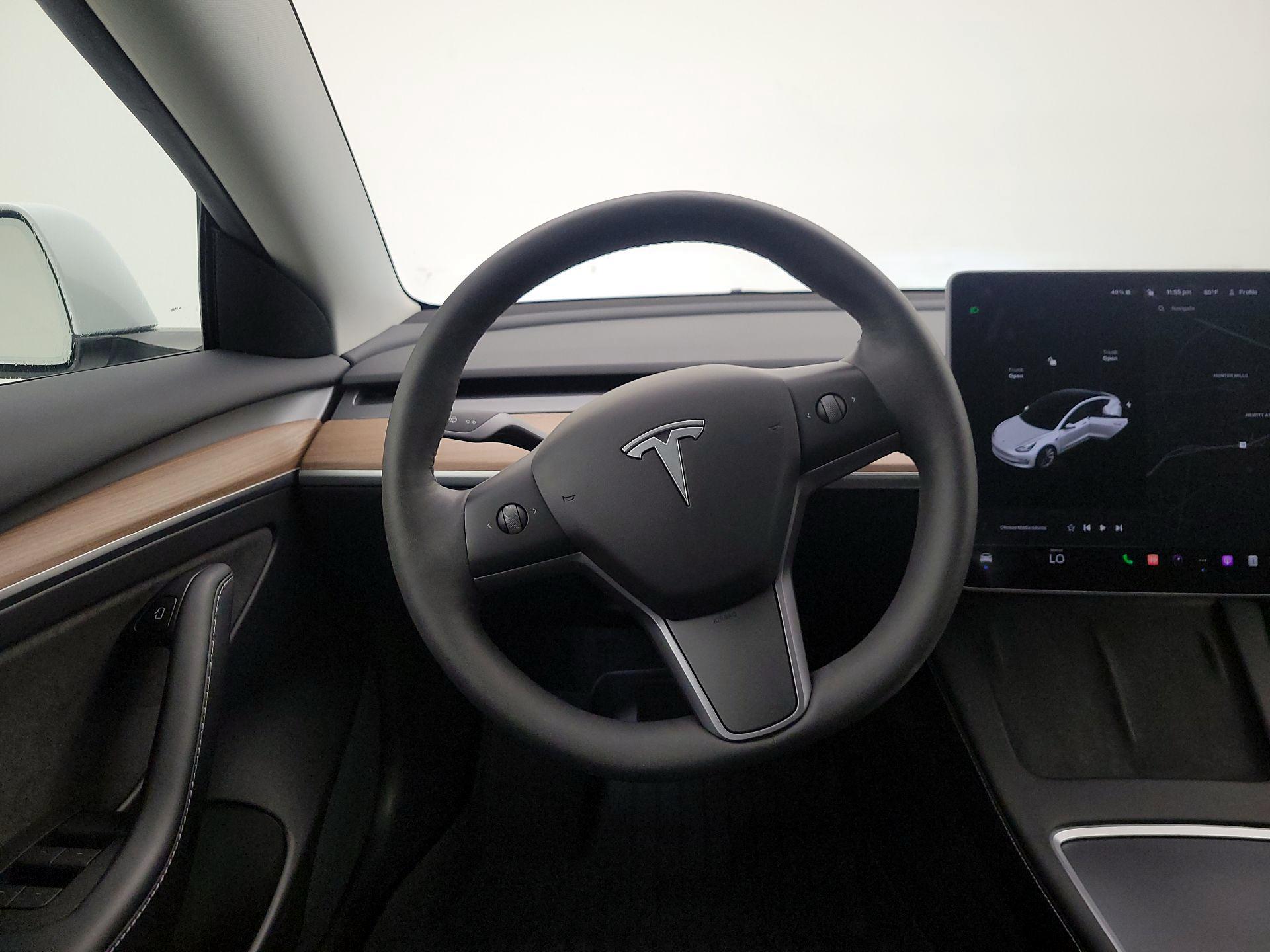 Thumbnail: 2022 Tesla Model 3 - 10