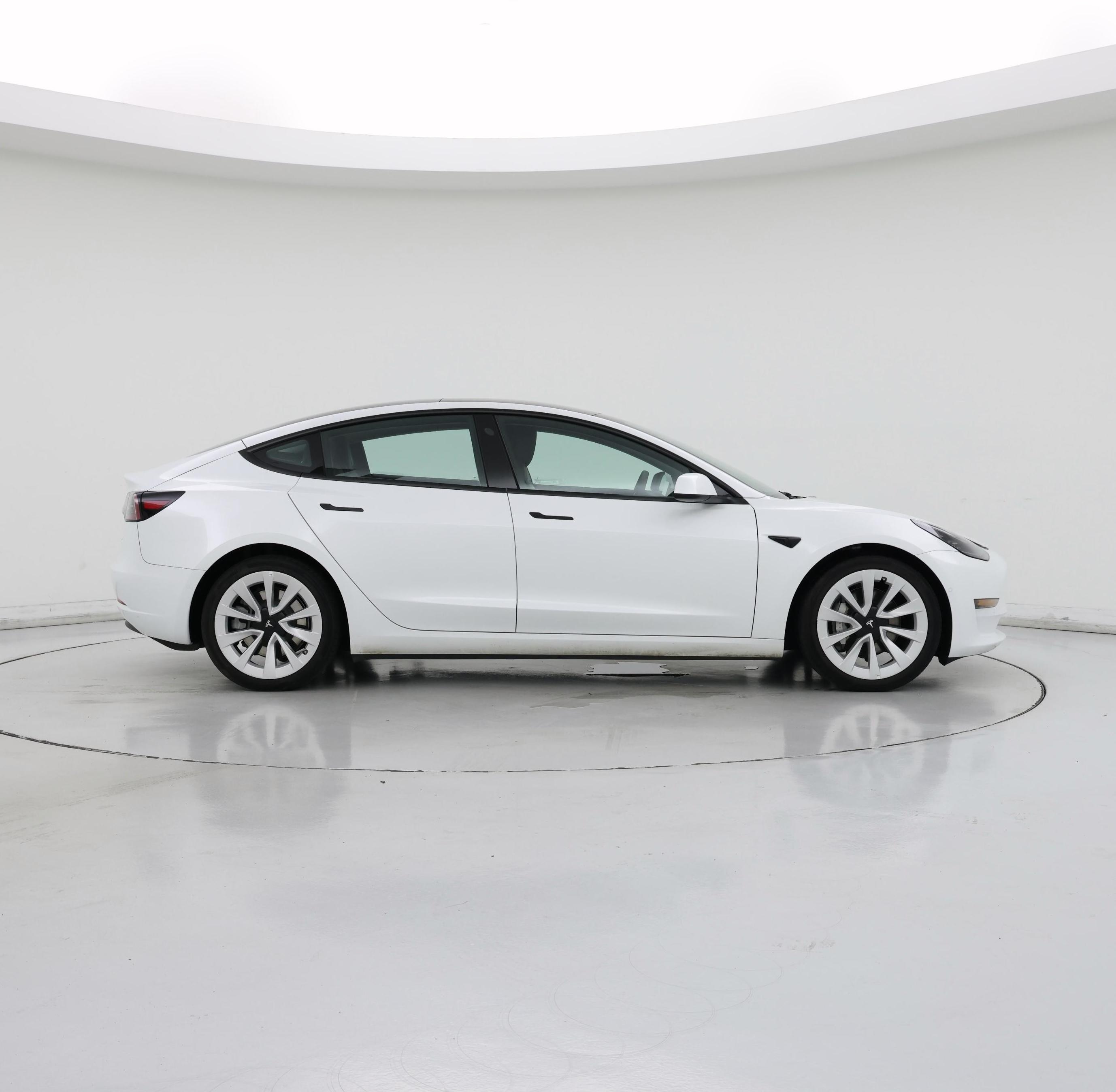 Thumbnail: 2022 Tesla Model 3 - 7