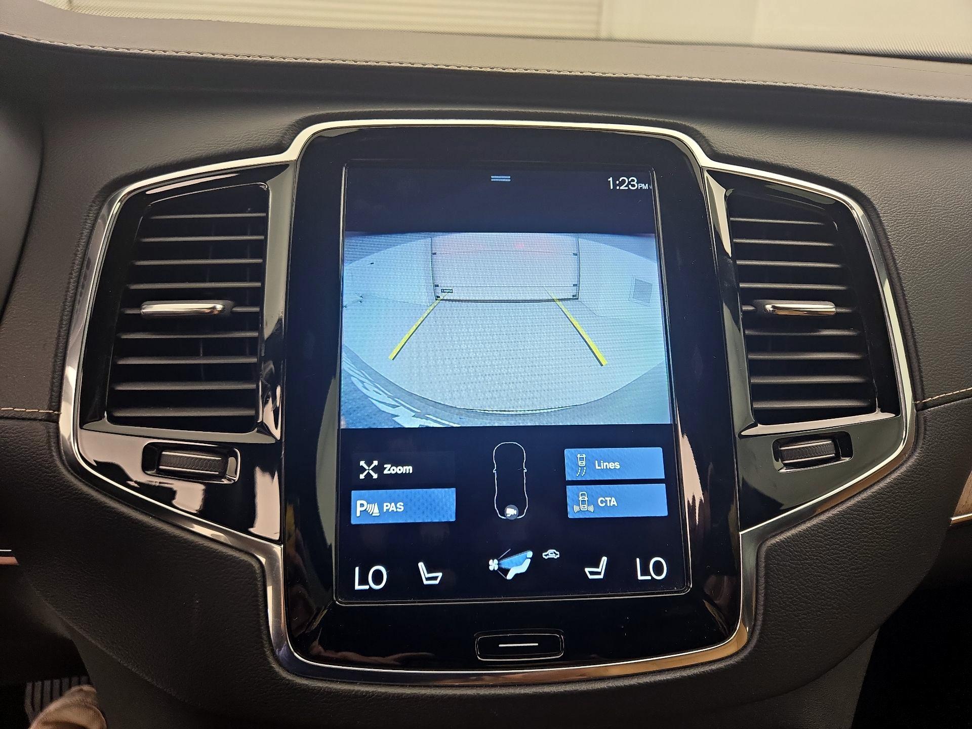 Thumbnail: 2018 Volvo XC90 - 14