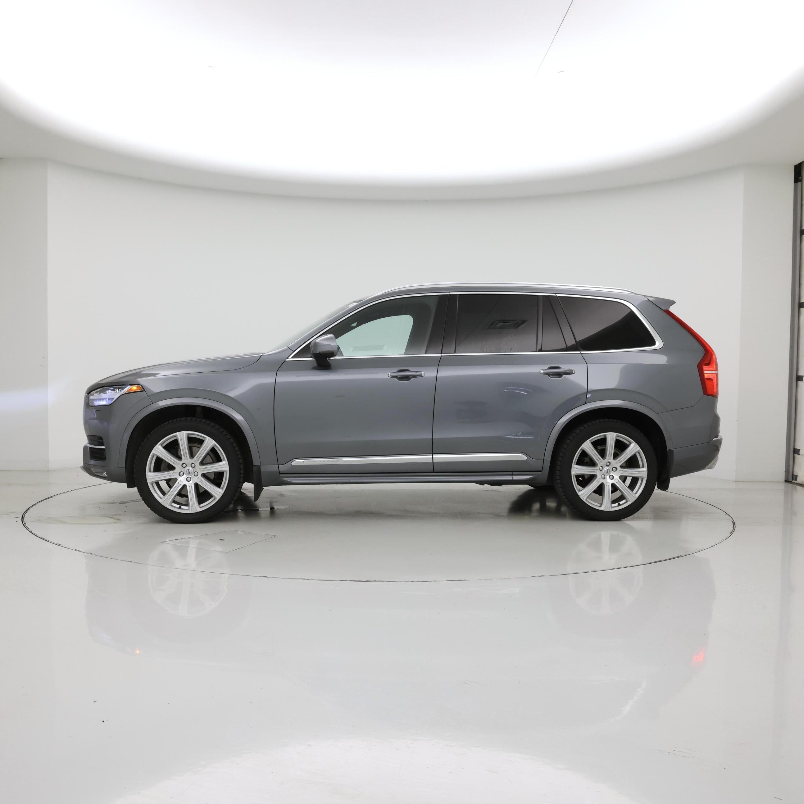 Thumbnail: 2018 Volvo XC90 - 3