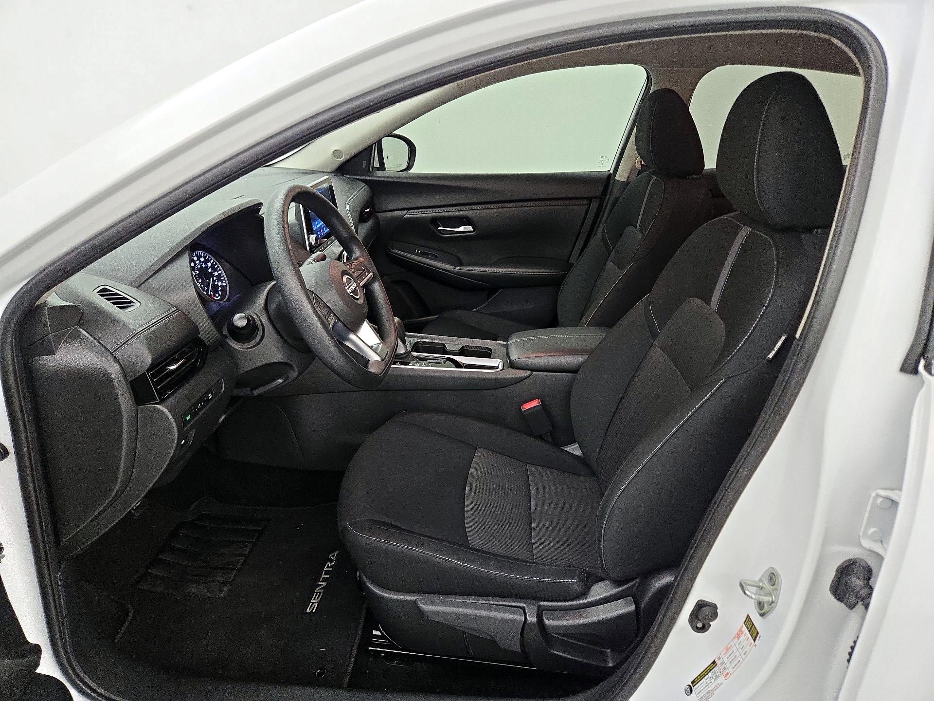 Thumbnail: 2025 Nissan Sentra - 11