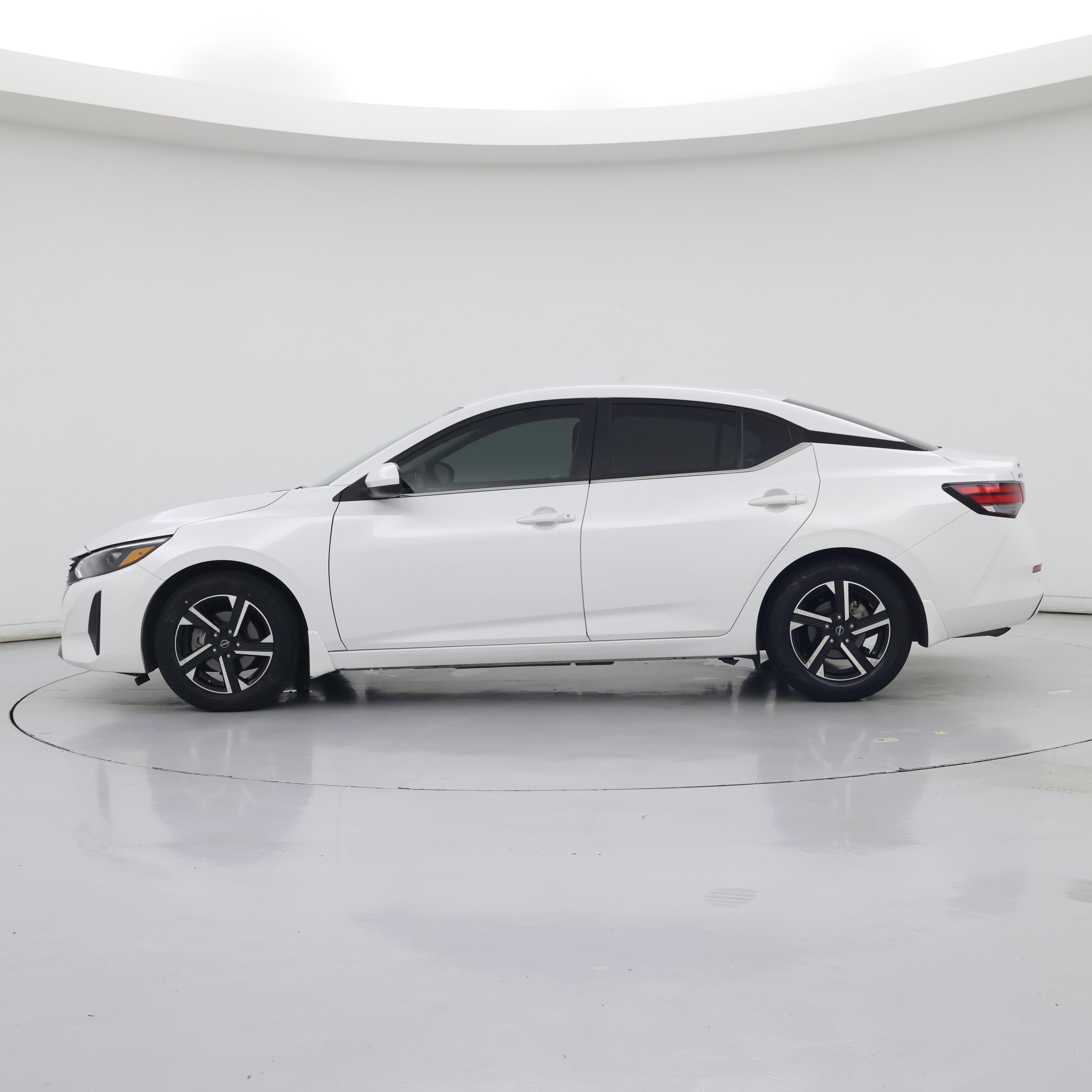 Thumbnail: 2025 Nissan Sentra - 3