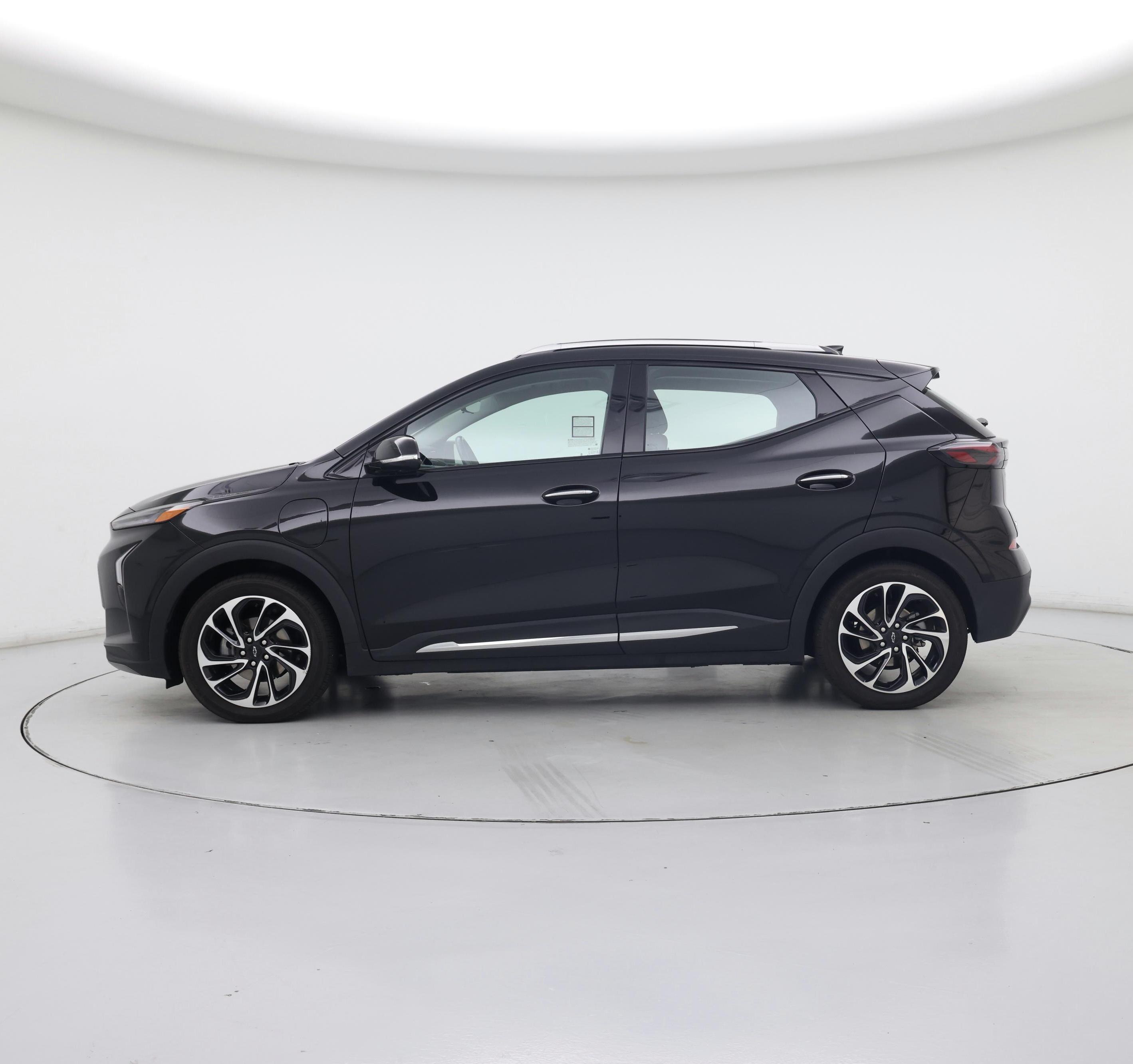 Thumbnail: 2023 Chevrolet Bolt EUV - 3