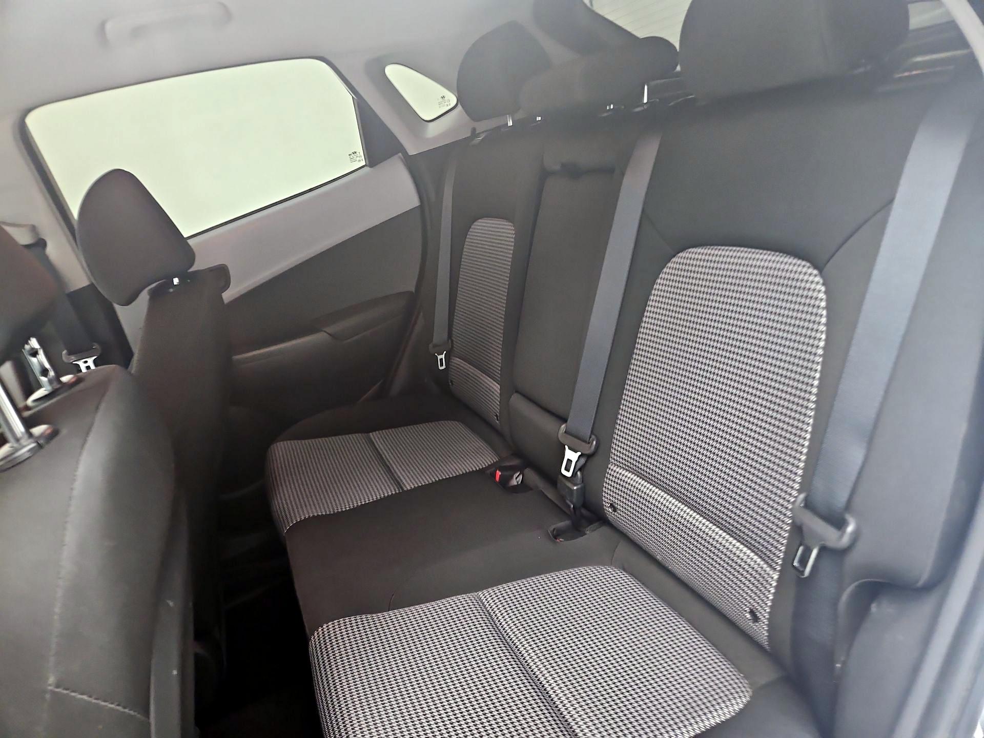 Thumbnail: 2018 Hyundai Kona - 19