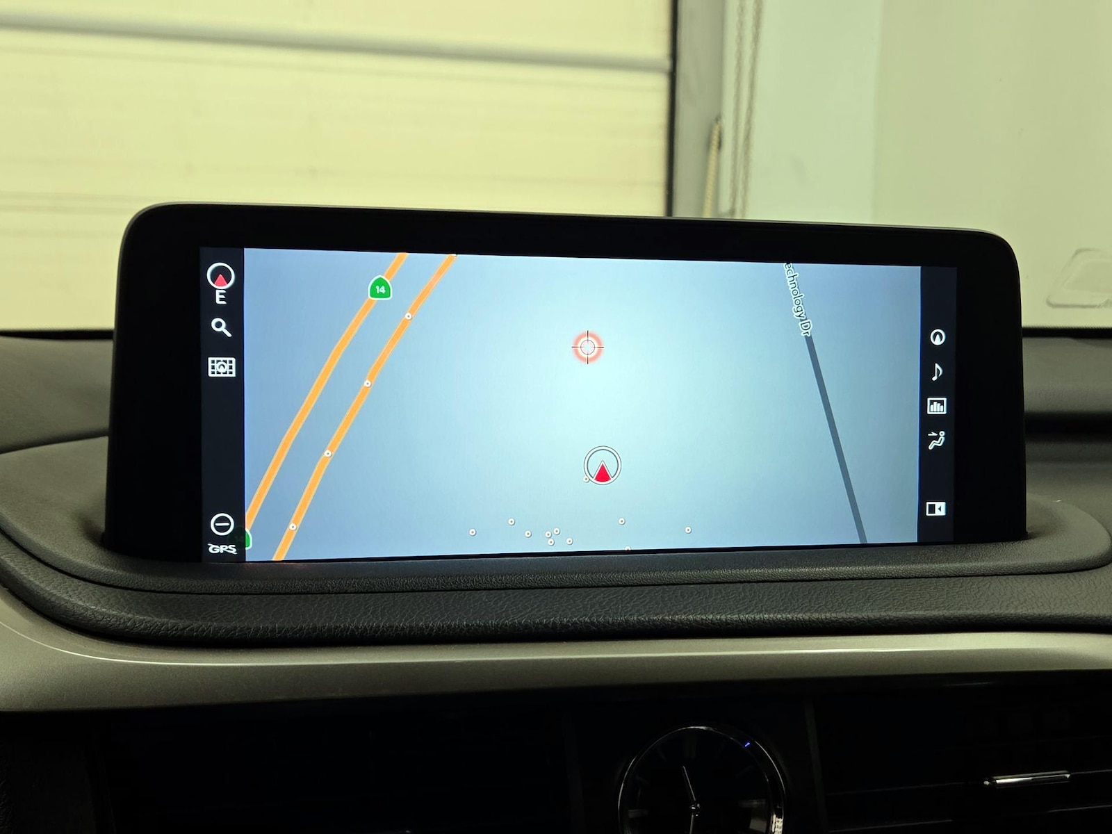 2021 Lexus RX 350 - Photo 15