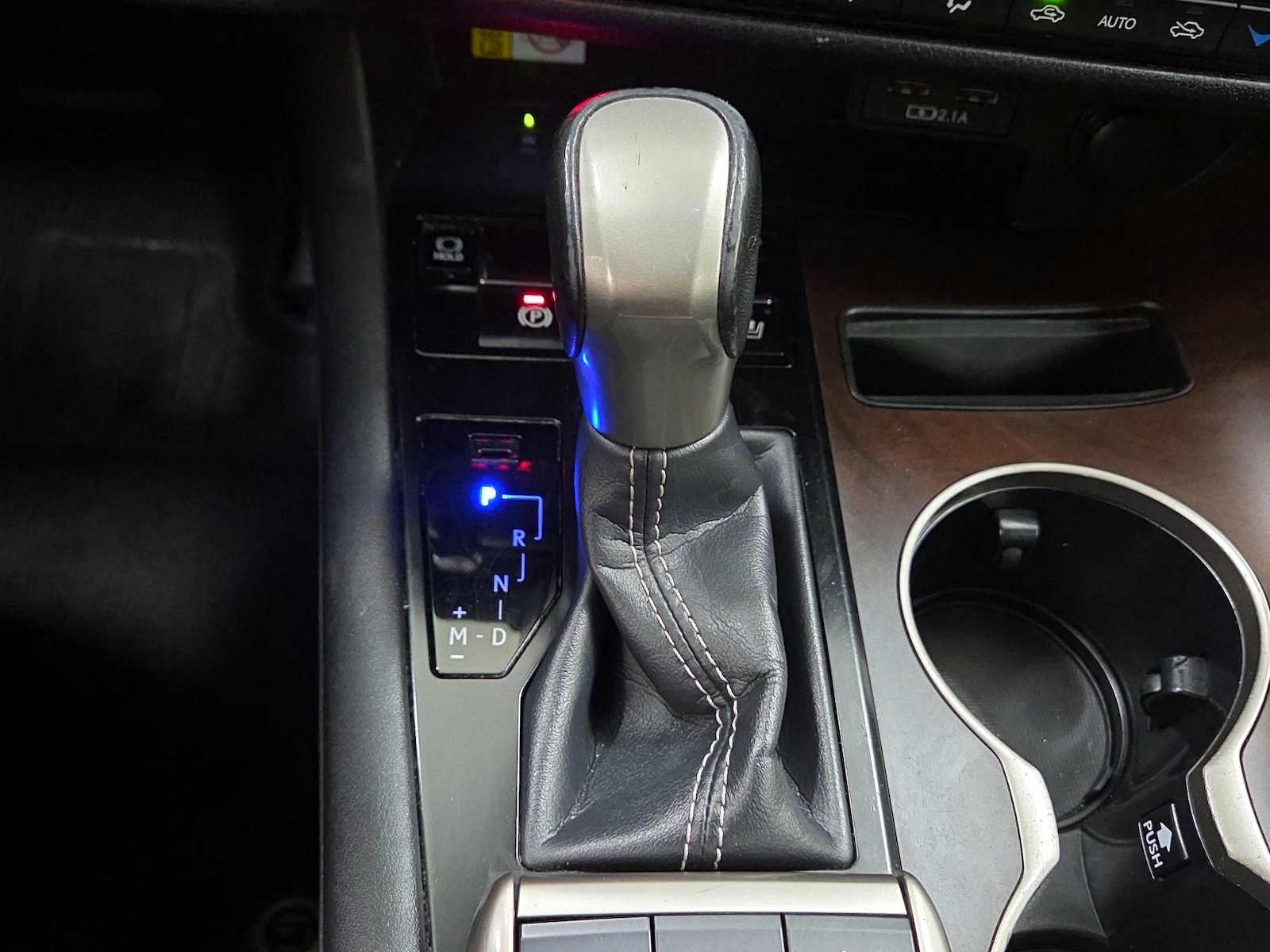 2021 Lexus RX 350 - Photo 19
