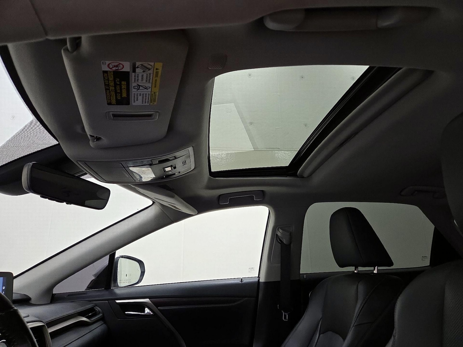 2021 Lexus RX 350 - Photo 21