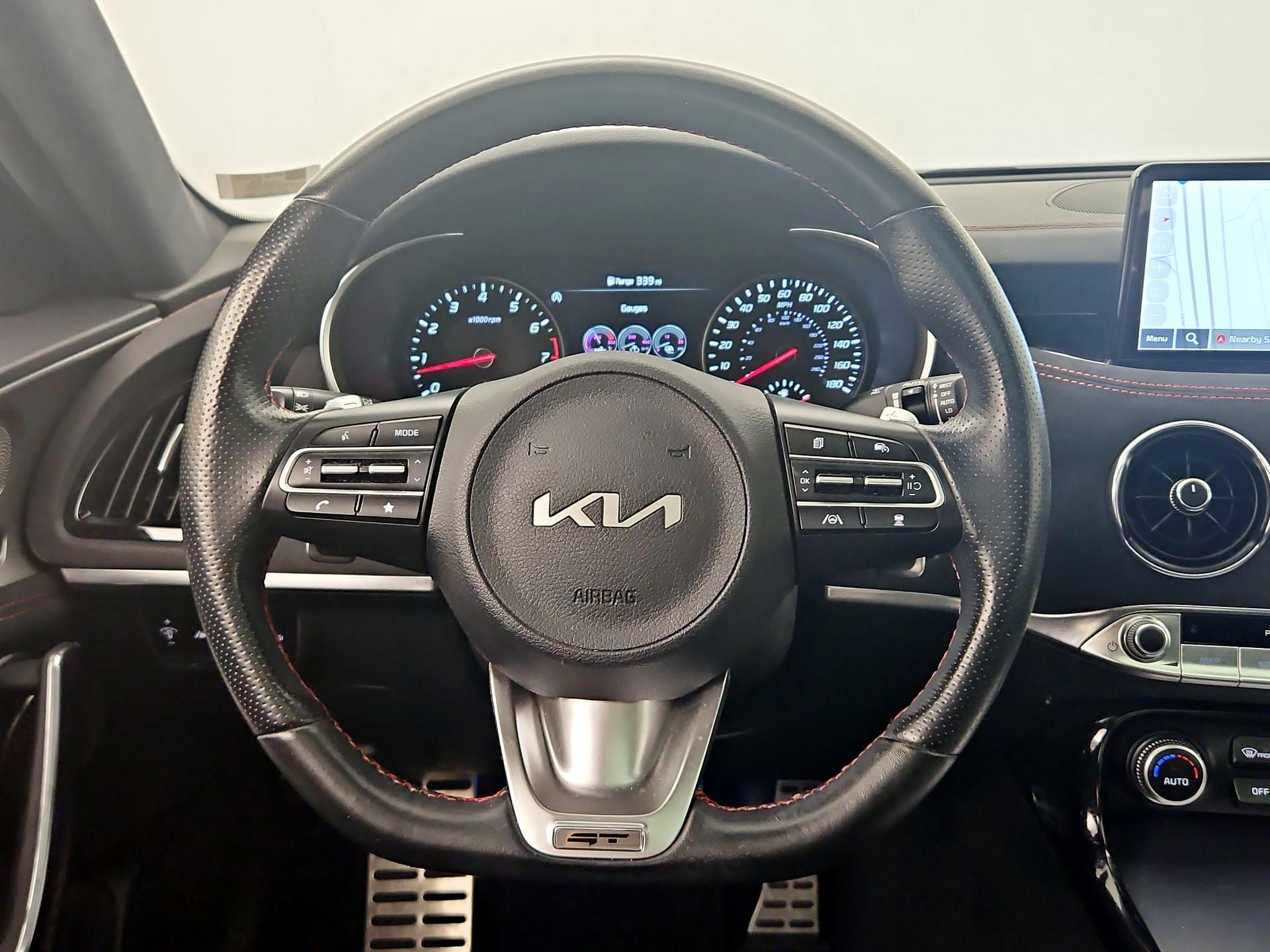 Thumbnail: 2023 Kia Stinger - 10