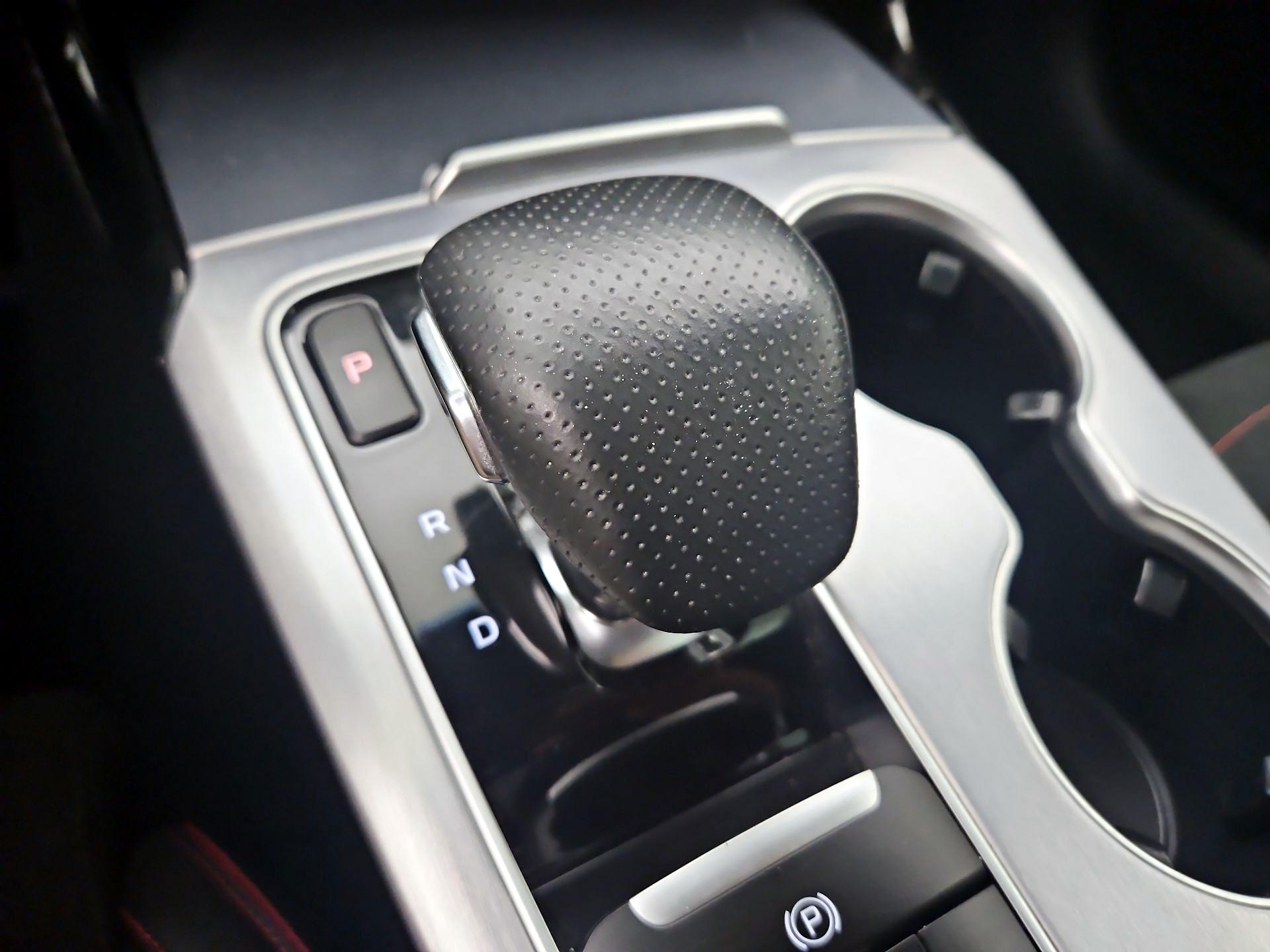 Thumbnail: 2023 Kia Stinger - 18