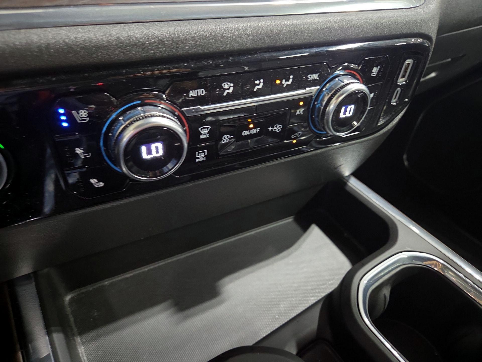 Thumbnail: 2024 GMC Sierra 1500 - 16