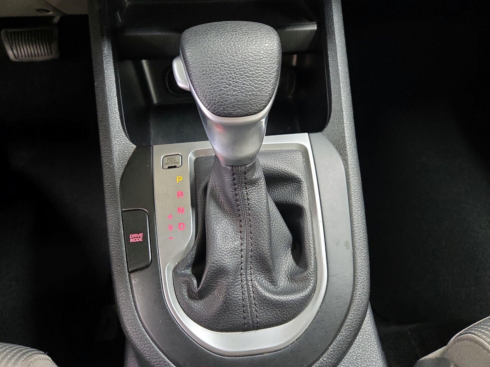 Thumbnail: 2019 Kia Forte - 17